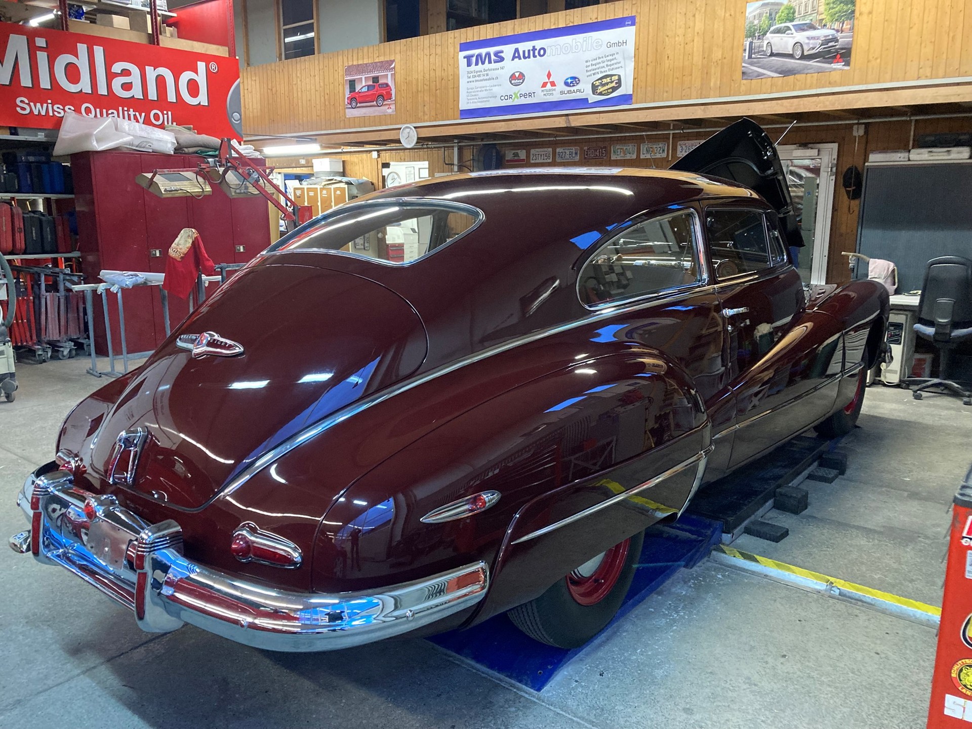 BUICK Super Eight Sedanette-image-12