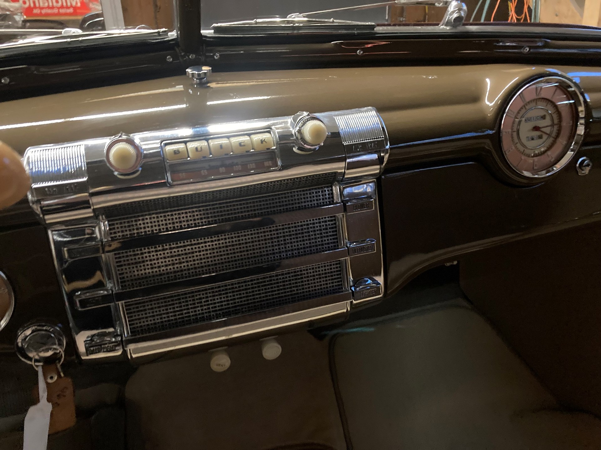 BUICK Super Eight Sedanette-image-5