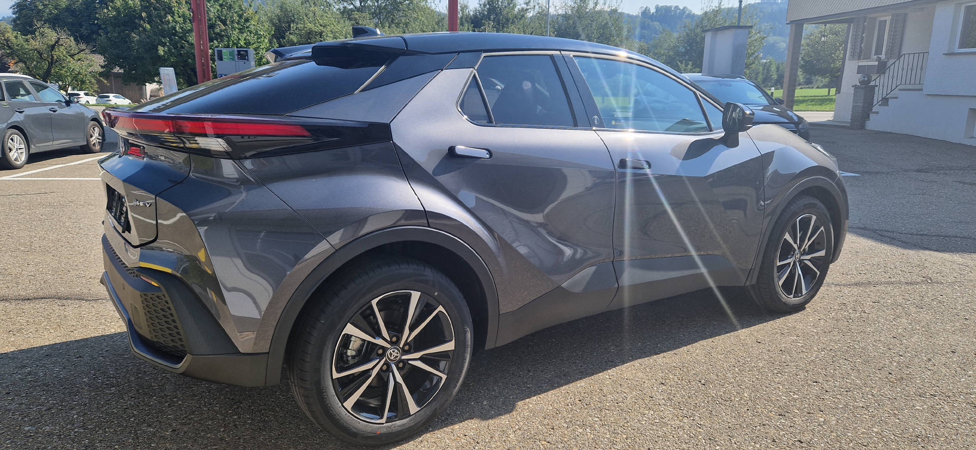 TOYOTA C-HR 2.0 HEV FWD Sport +-image-13