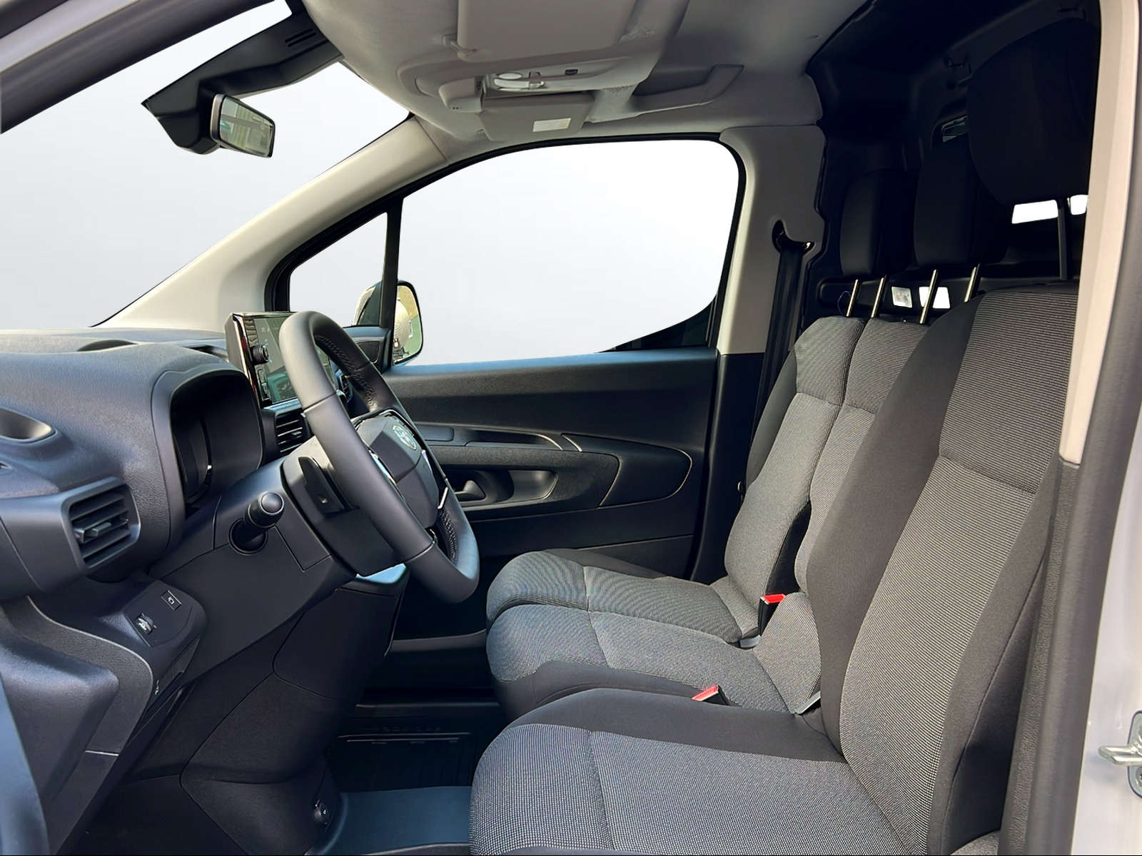 TOYOTA Proace City Van EV 50 kWh Active Medium-image-5