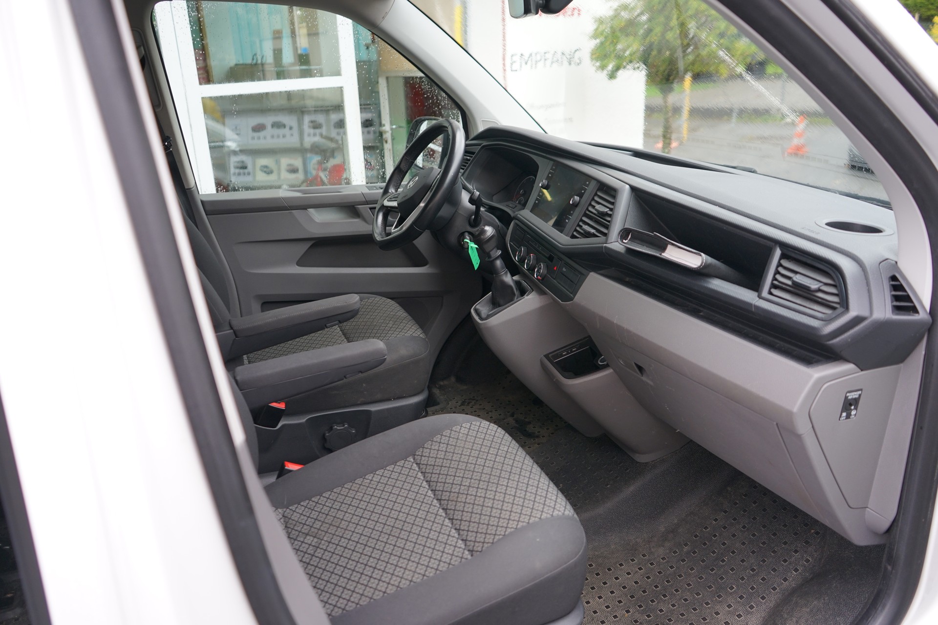 VW T6-image-9