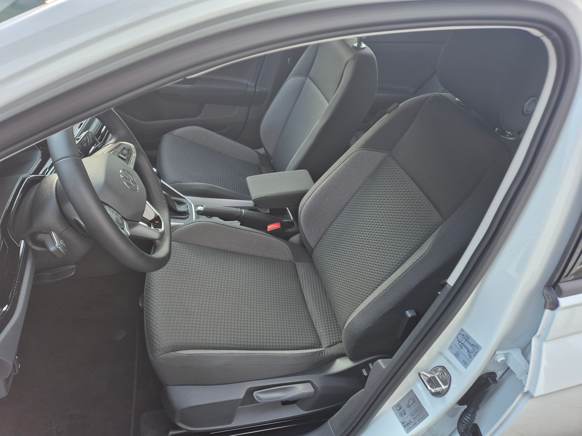 VW Polo 1.0 TSI Life DSG-image-5