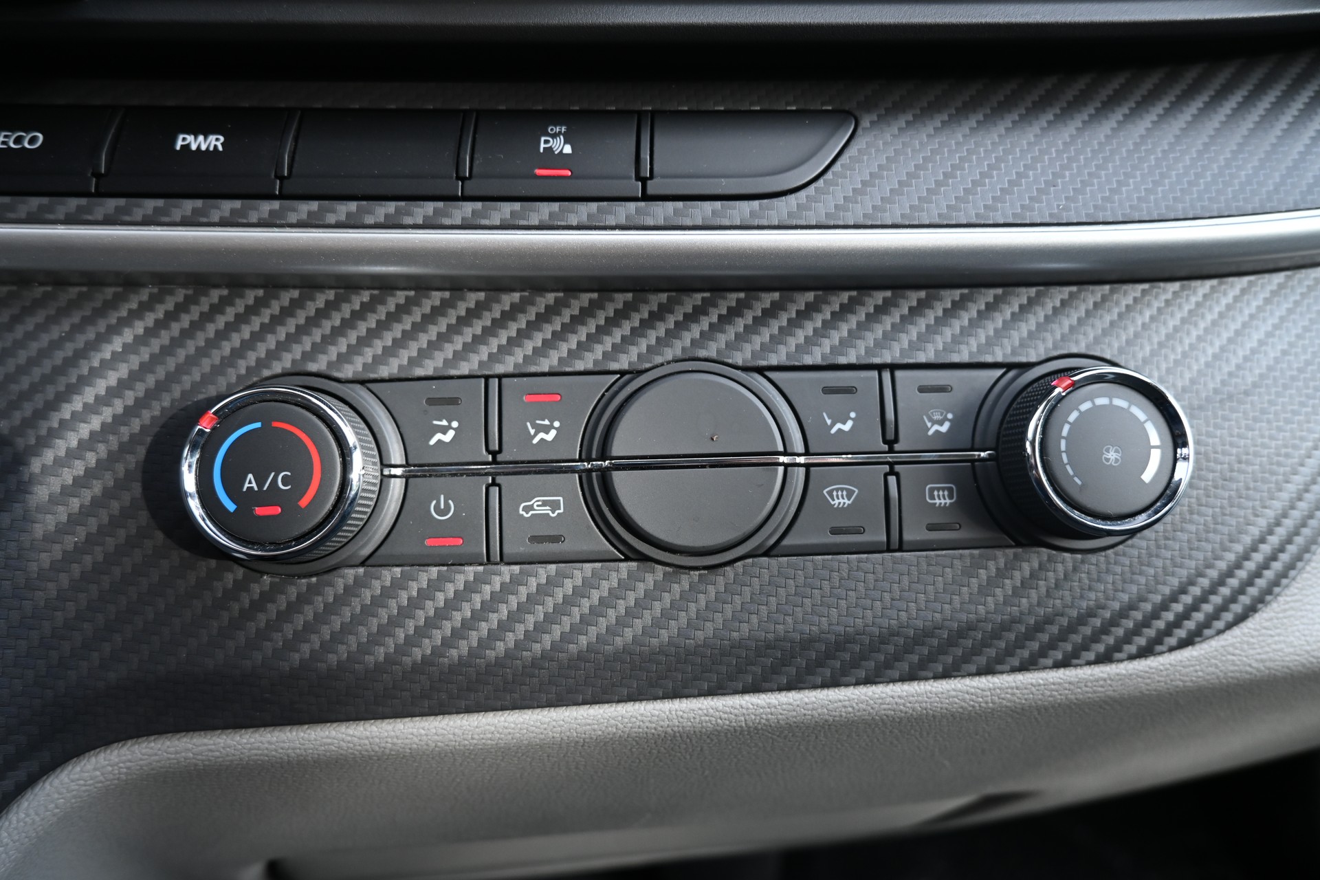 MAXUS Deliver 9 BASE L3H2 2.0-image-11