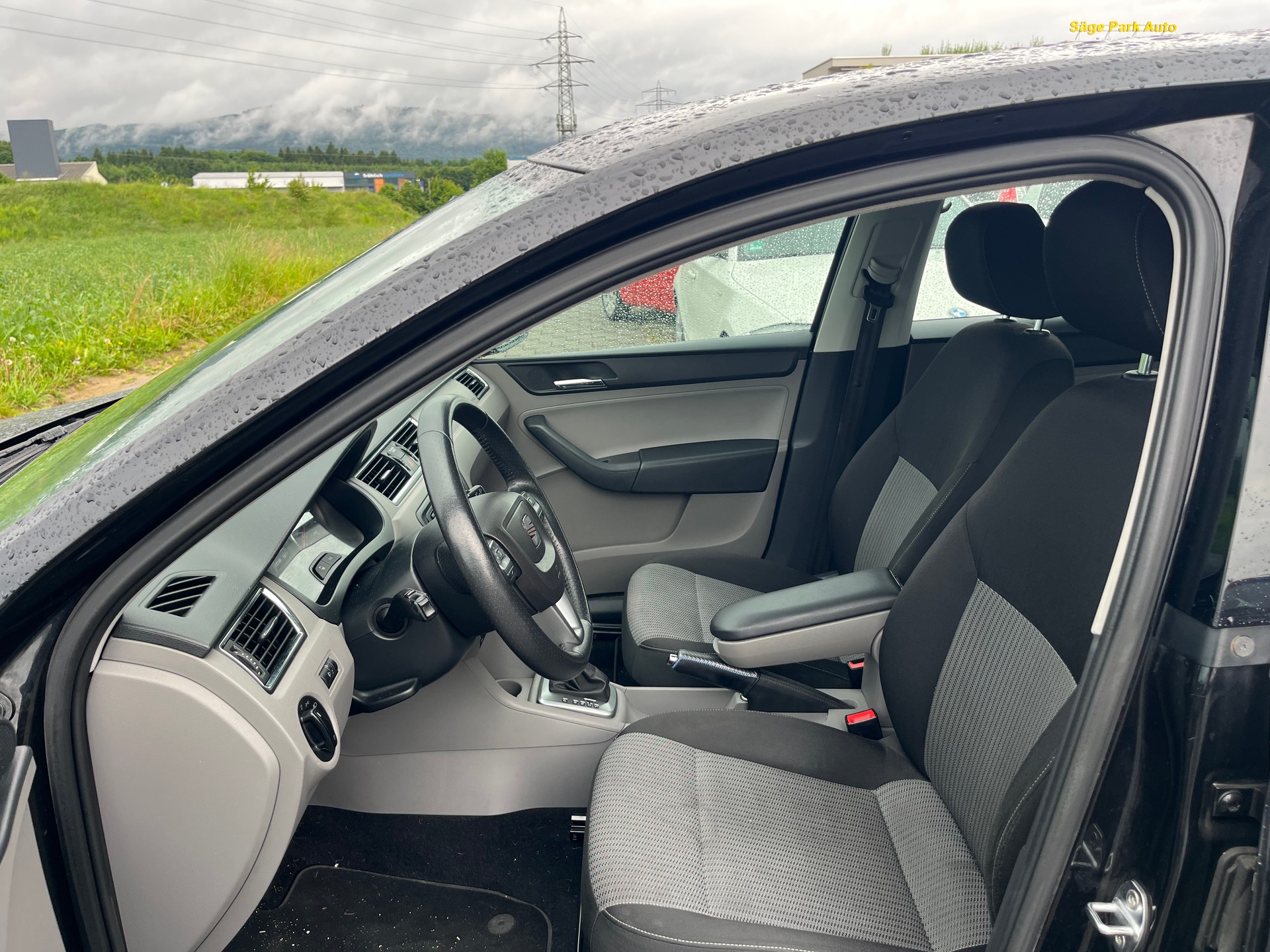 SEAT Toledo 1.4 TSI Reference DSG-image-11