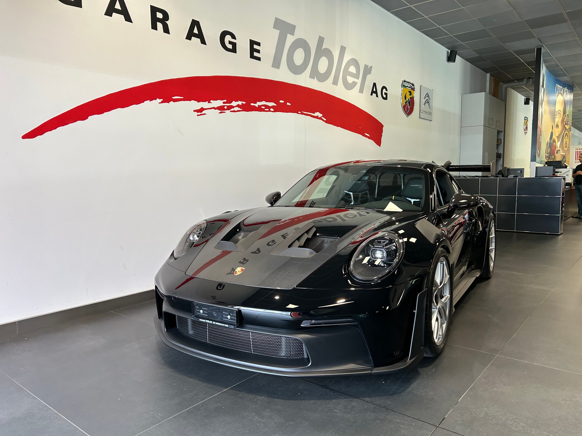 PORSCHE 911 GT3 RS-showroom-element-2
