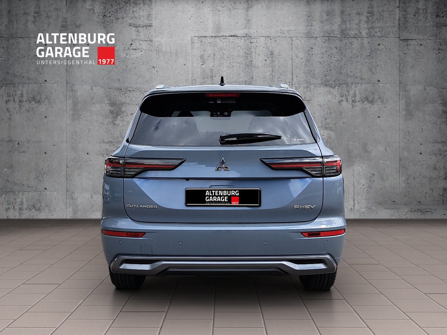 MITSUBISHI Outlander 2.4 PHEV Instyle 4x4-showroom-element-3
