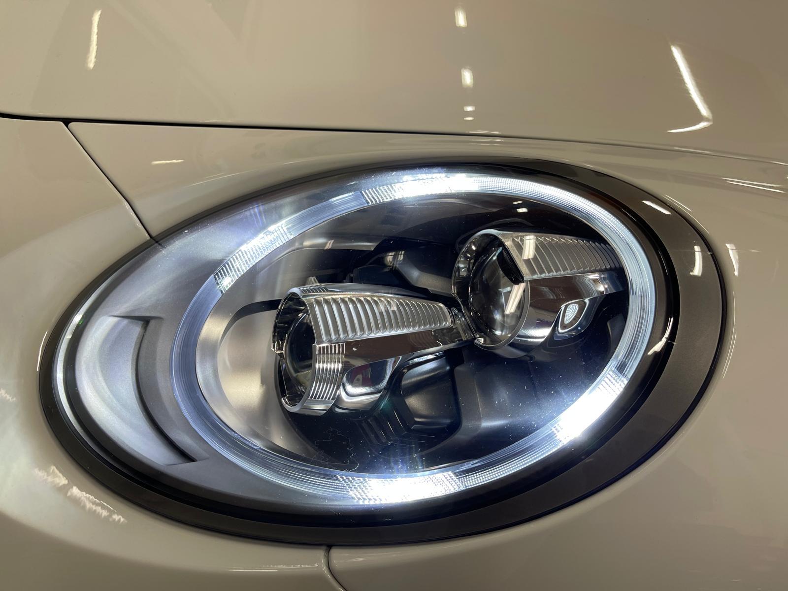 PORSCHE 911 Cabriolet 3.8 Turbo PDK-image-8