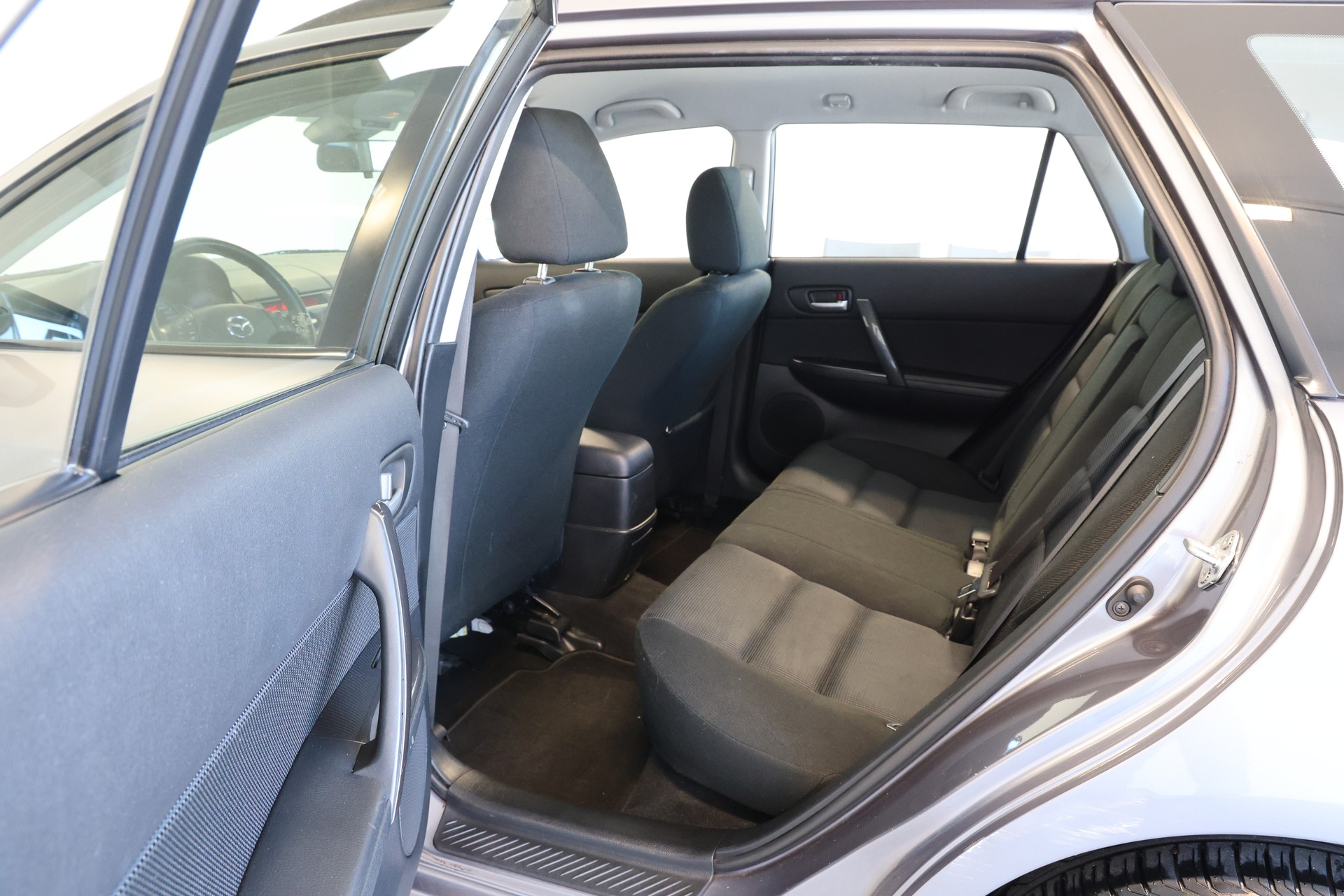 MAZDA 6 2.0 16V Exclusive-image-13