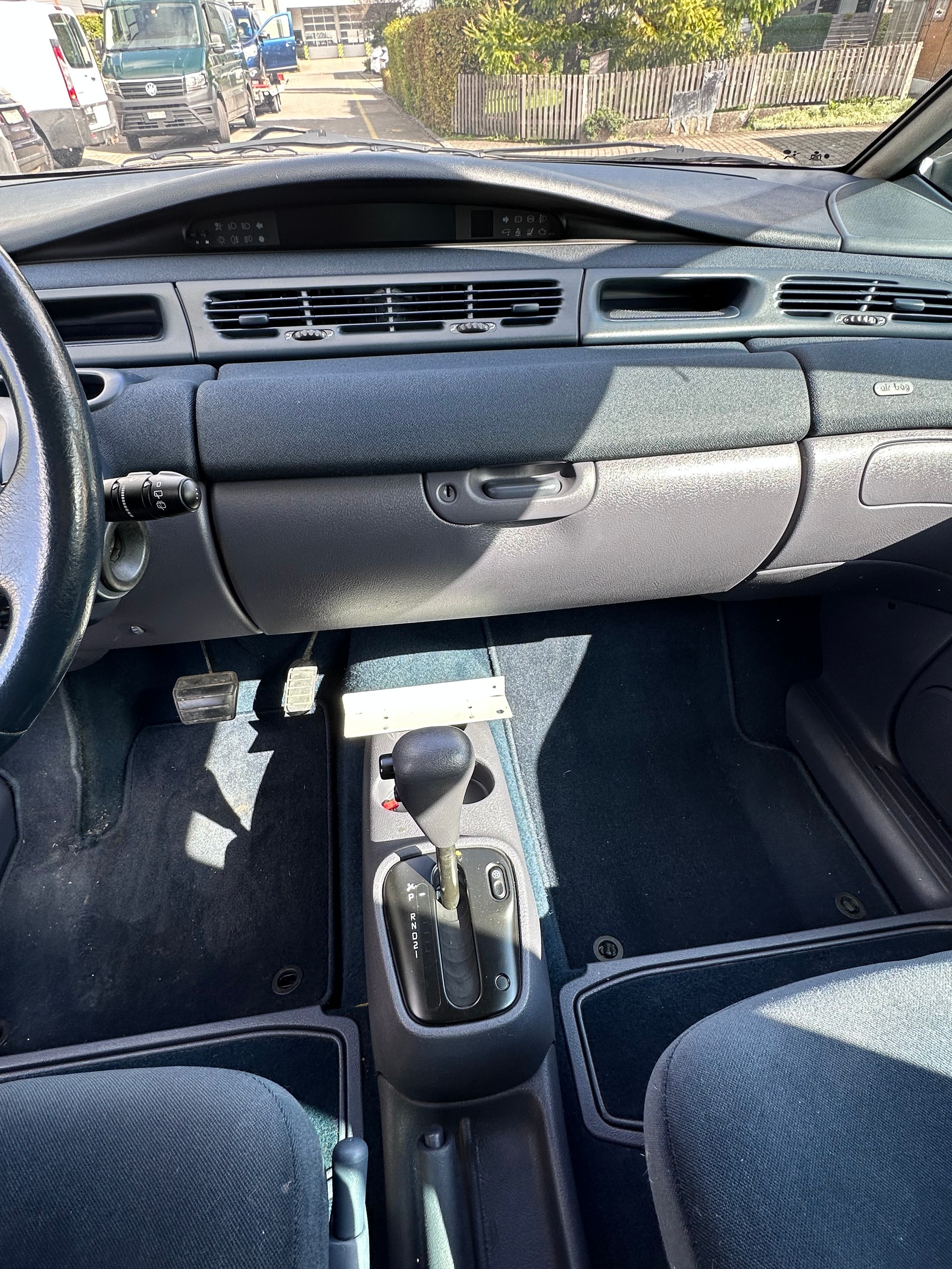 RENAULT Espace 3.0 V6 Expression Automatic-image-10