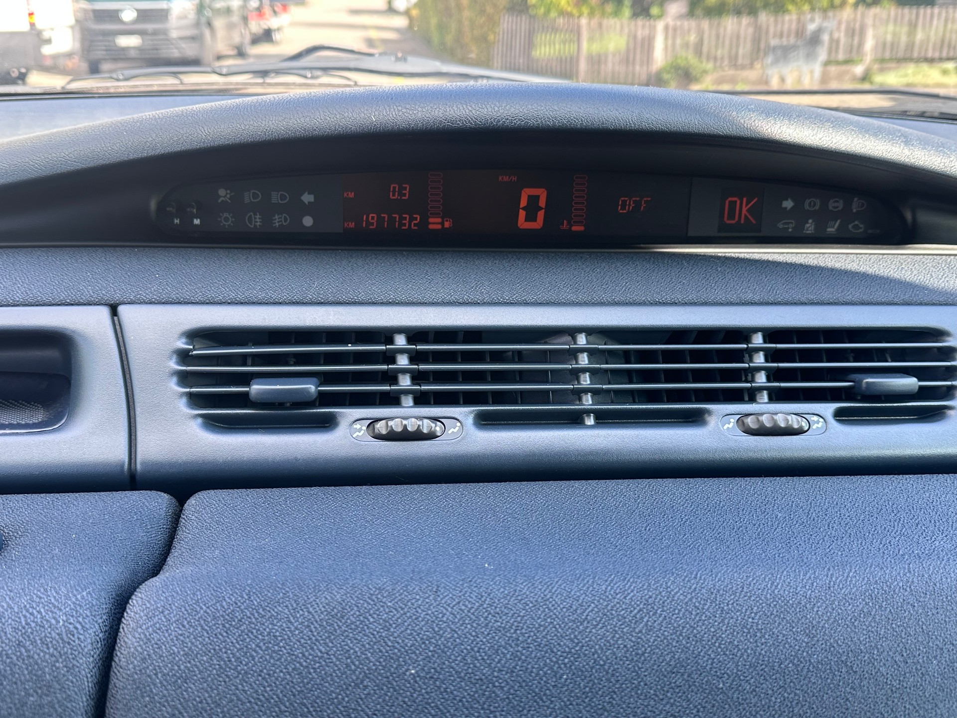 RENAULT Espace 3.0 V6 Expression Automatic-image-14