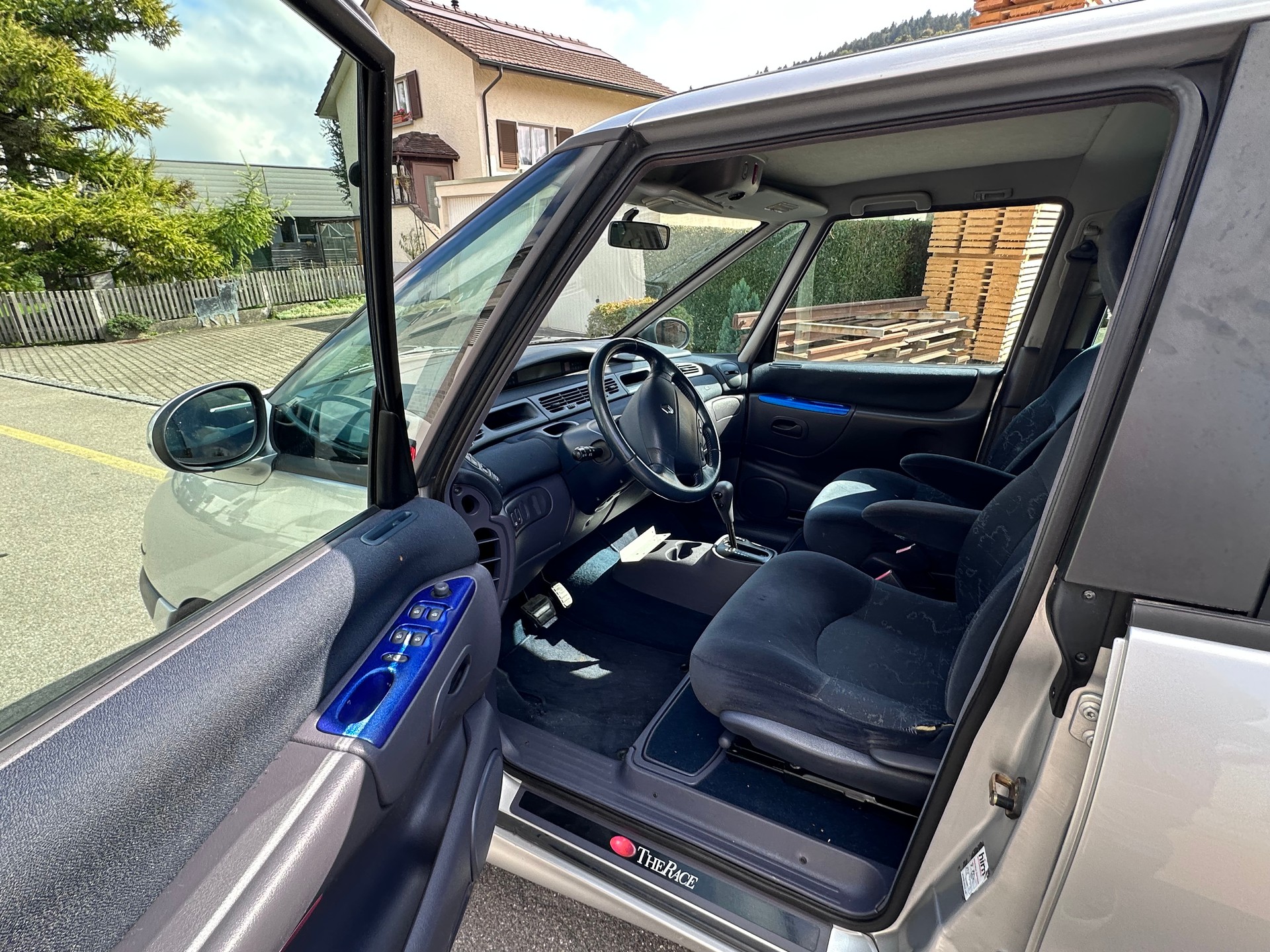 RENAULT Espace 3.0 V6 Expression Automatic-image-11