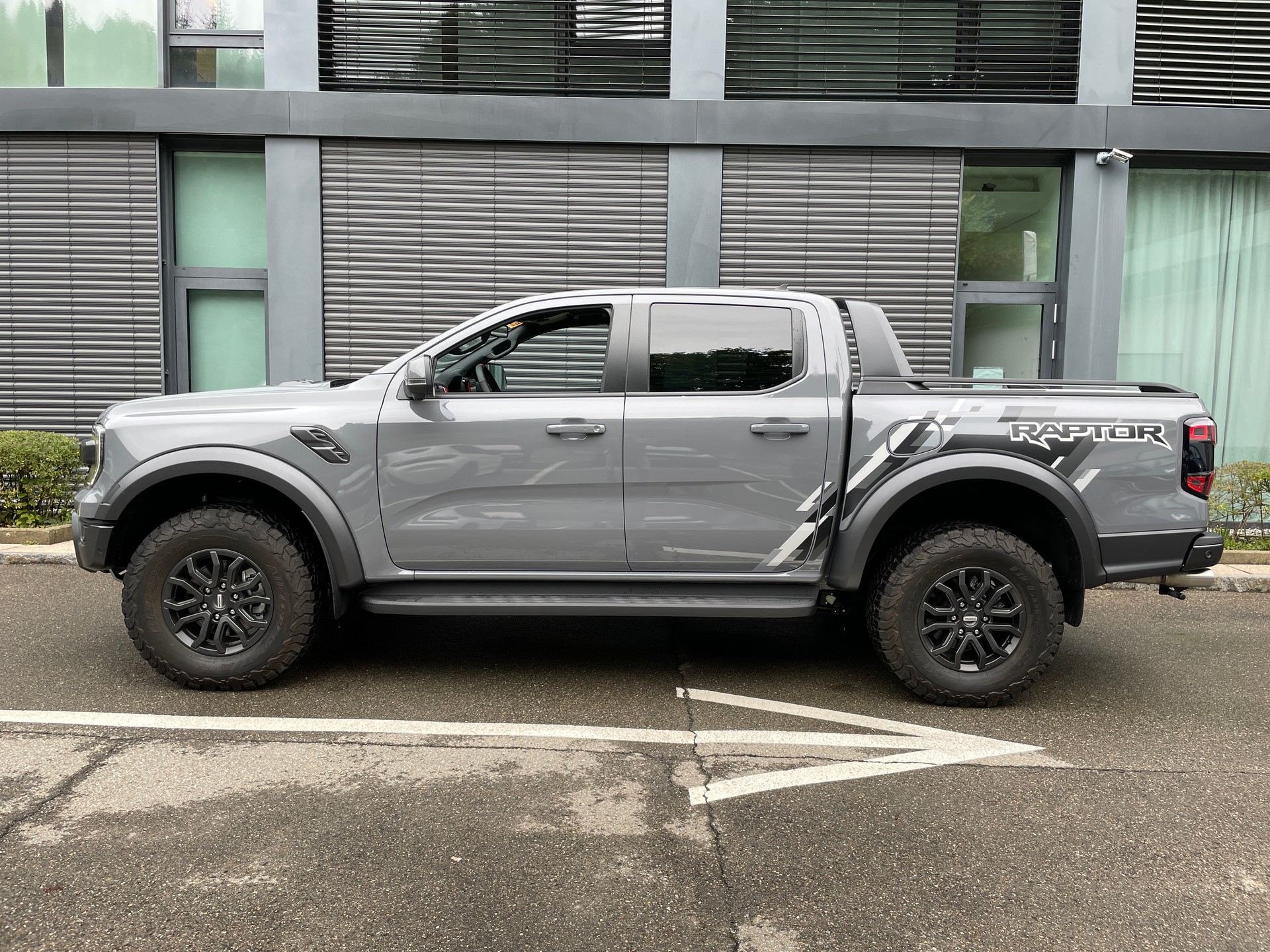 FORD Ranger Raptor 3.0 Eco Boost 4x4 A mit Raptor Paket, 500PS/695NM-showroom-element-1