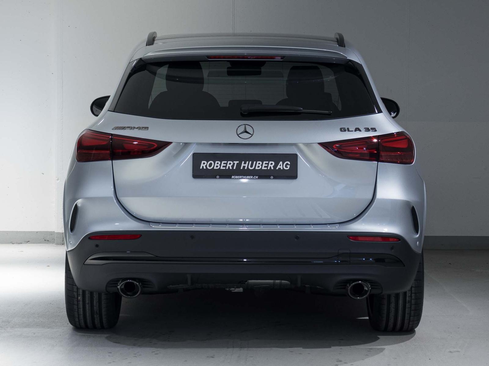 MERCEDES-BENZ GLA 35 AMG 4MATIC-image-6