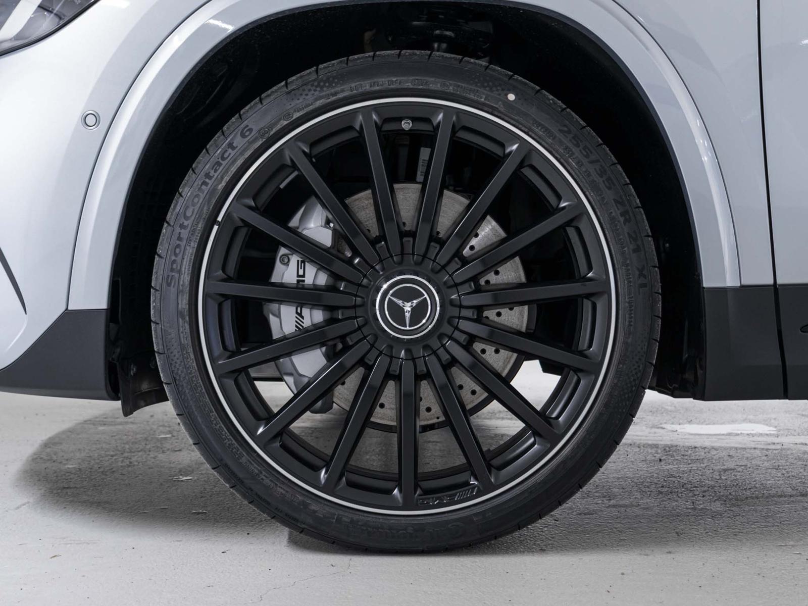 MERCEDES-BENZ GLA 35 AMG 4MATIC-image-14
