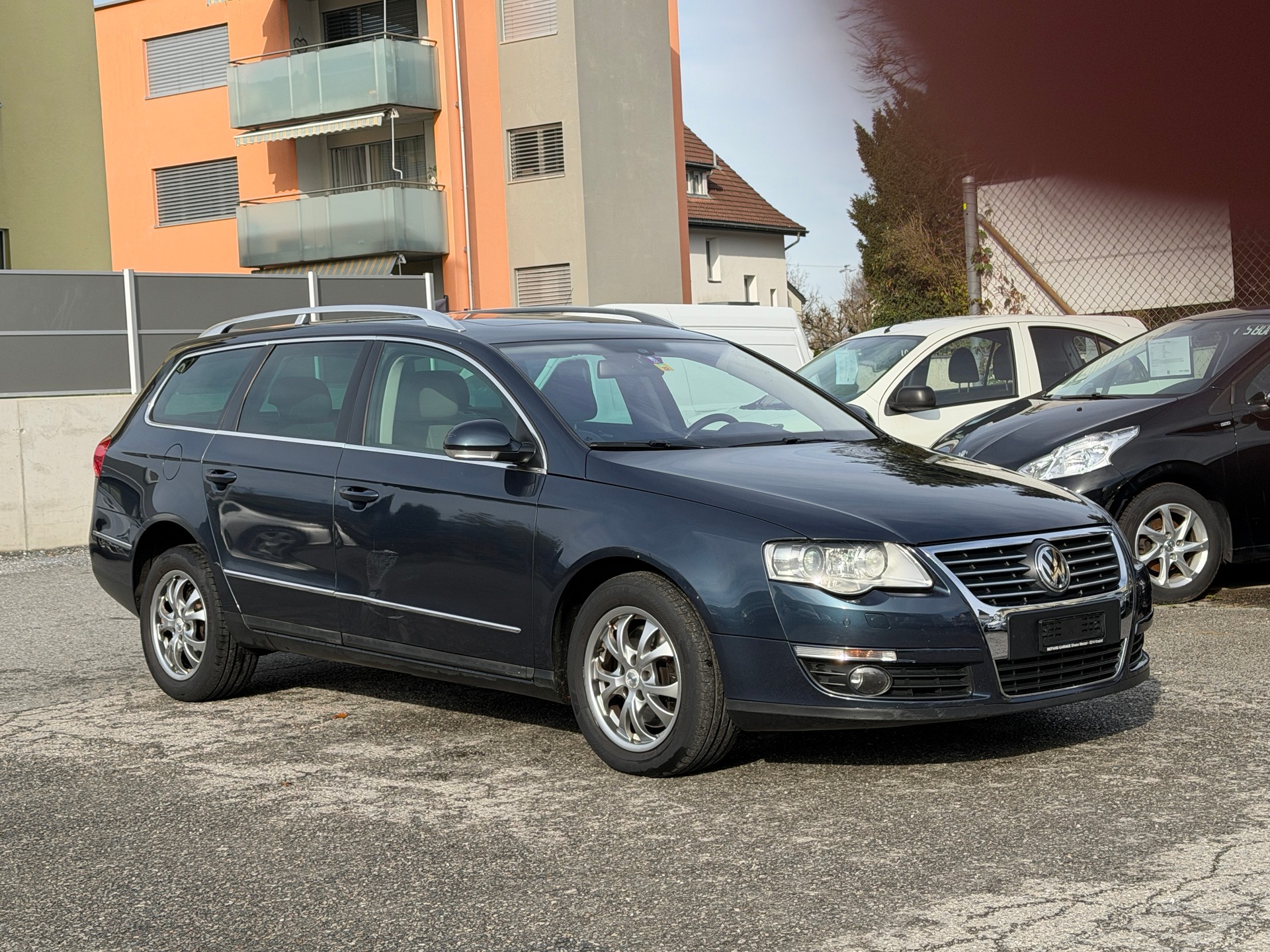 VW Passat Variant 2.0T FSI Highline-image-2