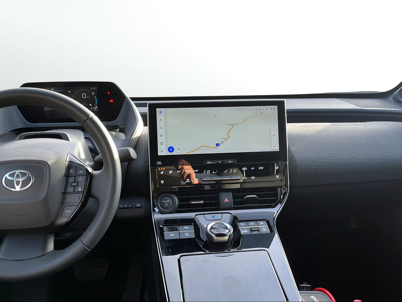 TOYOTA bZ4X Premium 71,4 kWh 4WD-image-7