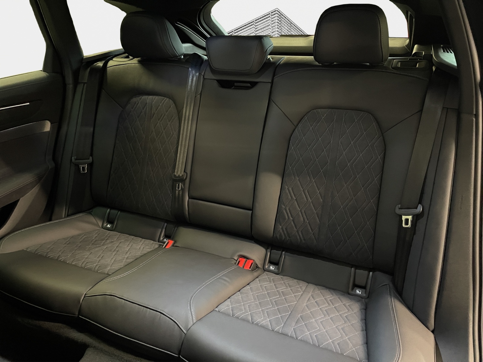 AUDI A6 Avant e-hybrid quattro 270 kW S tronic-image-11