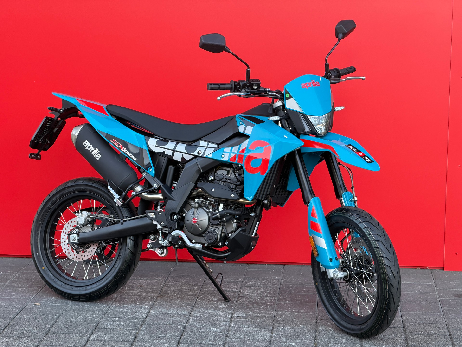 APRILIA SX 125 E5+-showroom-element-1