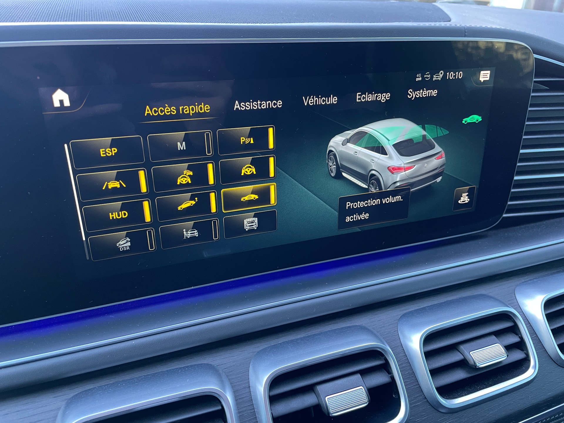 MERCEDES-BENZ GLE Coupé 400 d 4Matic 9G-Tronic AMG Line-image-23