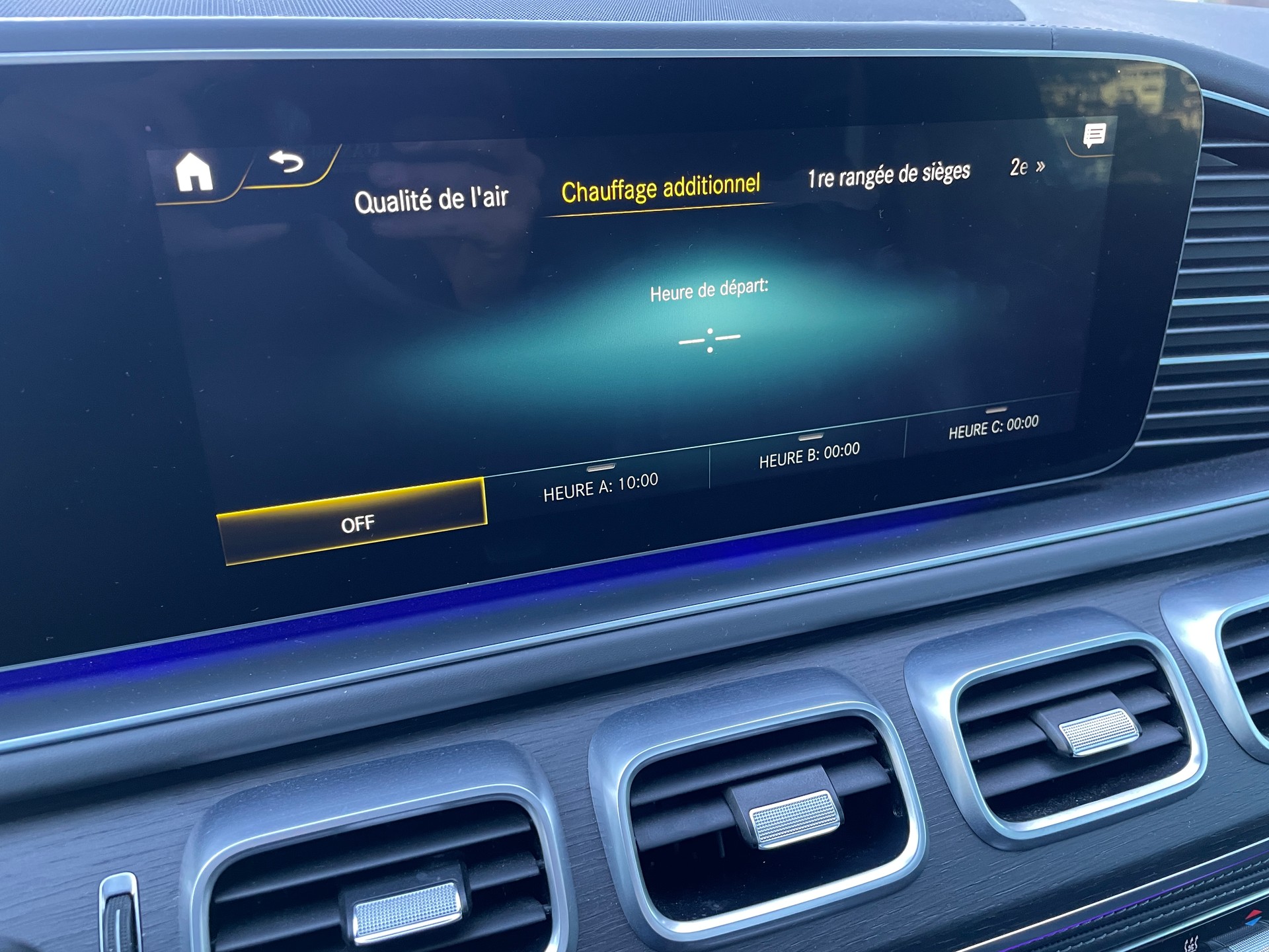 MERCEDES-BENZ GLE Coupé 400 d 4Matic 9G-Tronic AMG Line-image-26