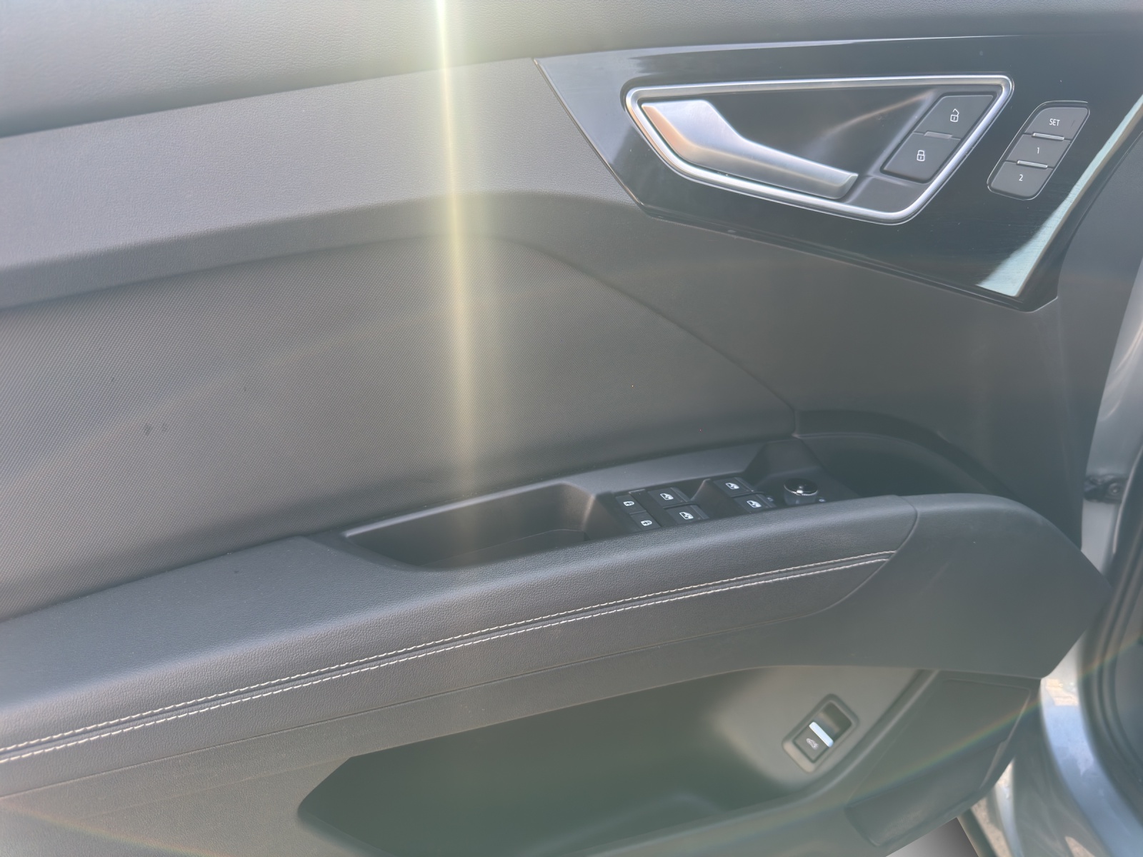 AUDI Q4 e-tron 50 quattro-image-15