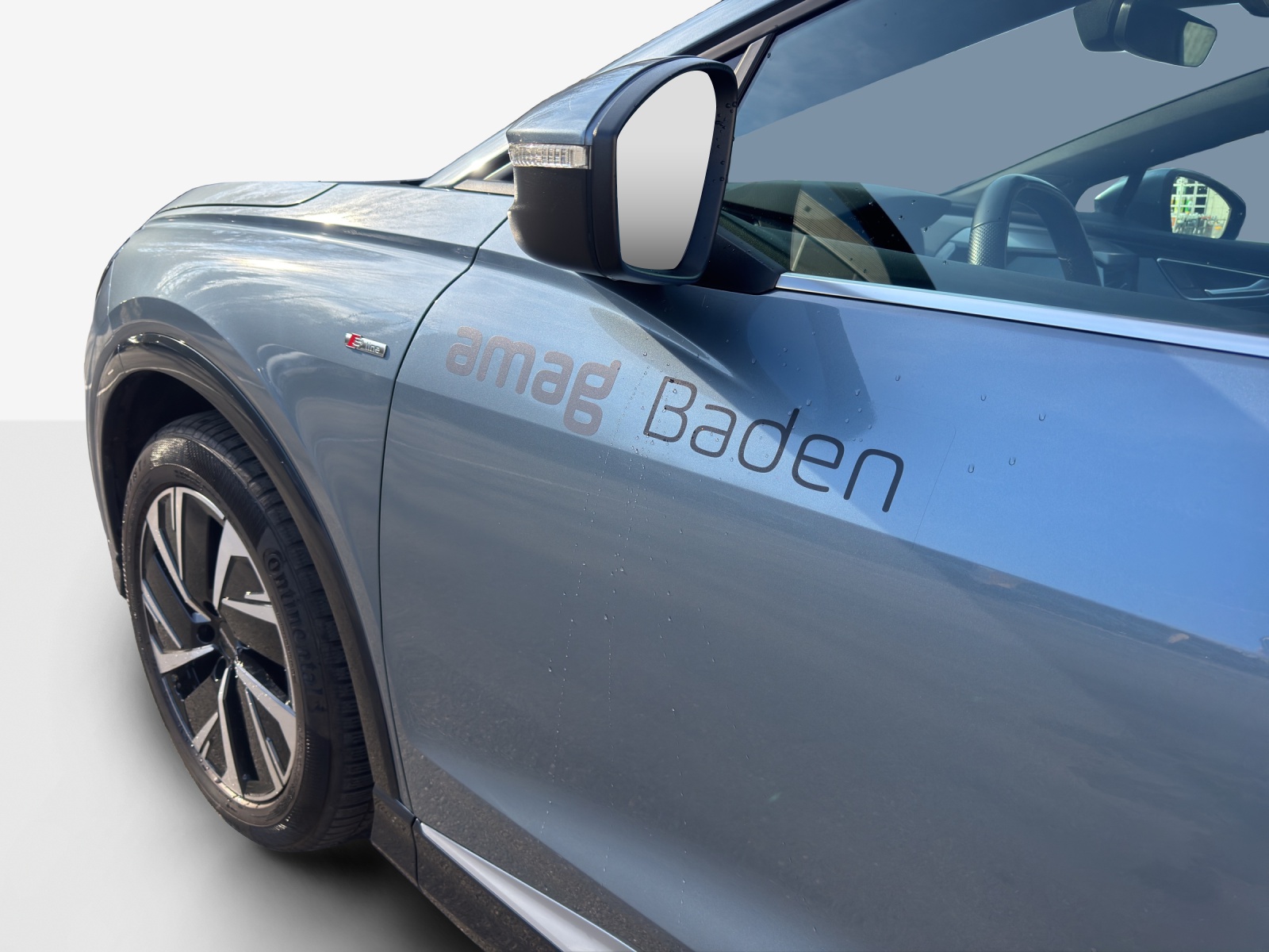 AUDI Q4 e-tron 50 quattro-image-13