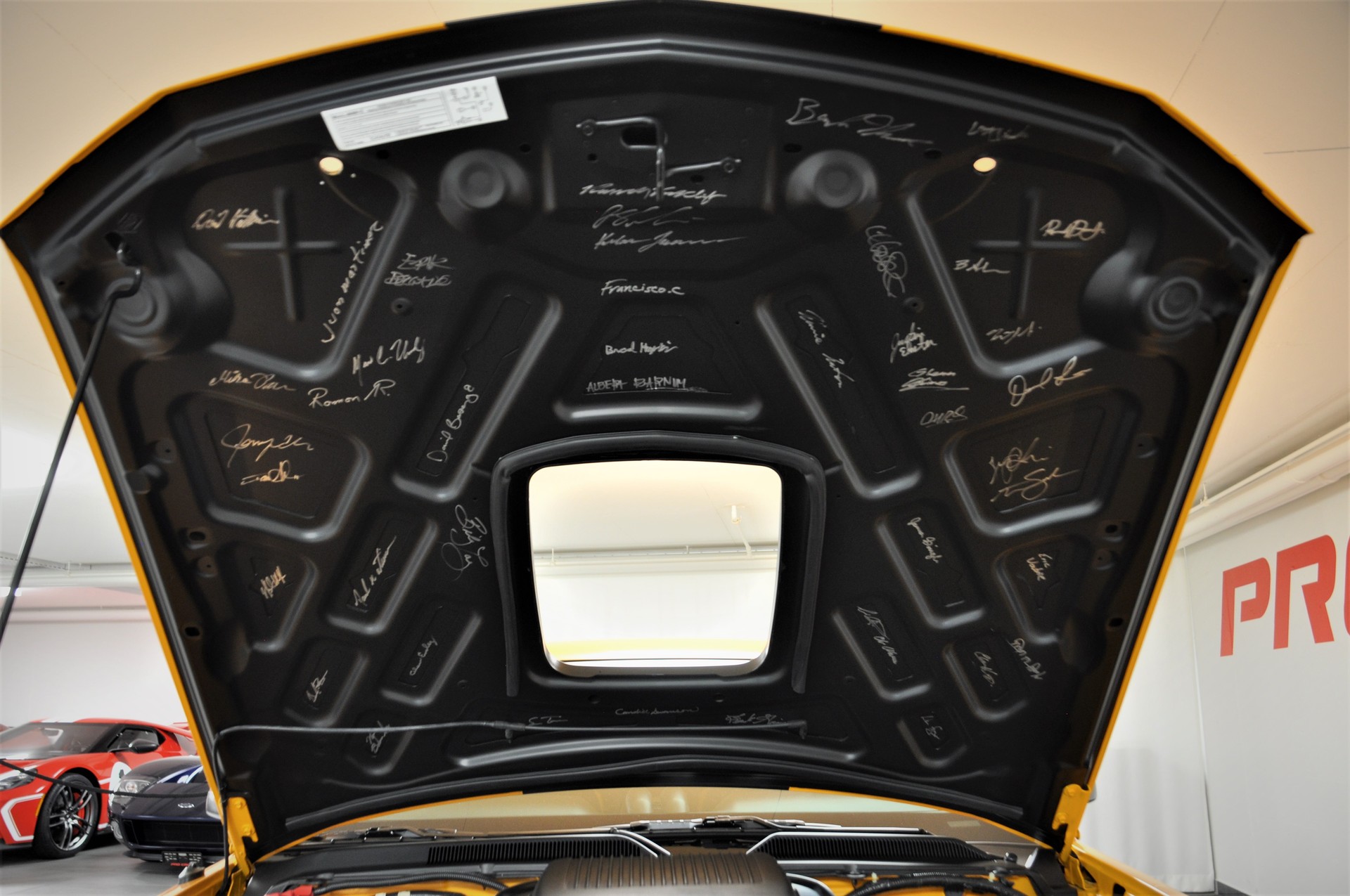 FORD Mustang Saleen Parnelli Jones 19 of 500-image-14