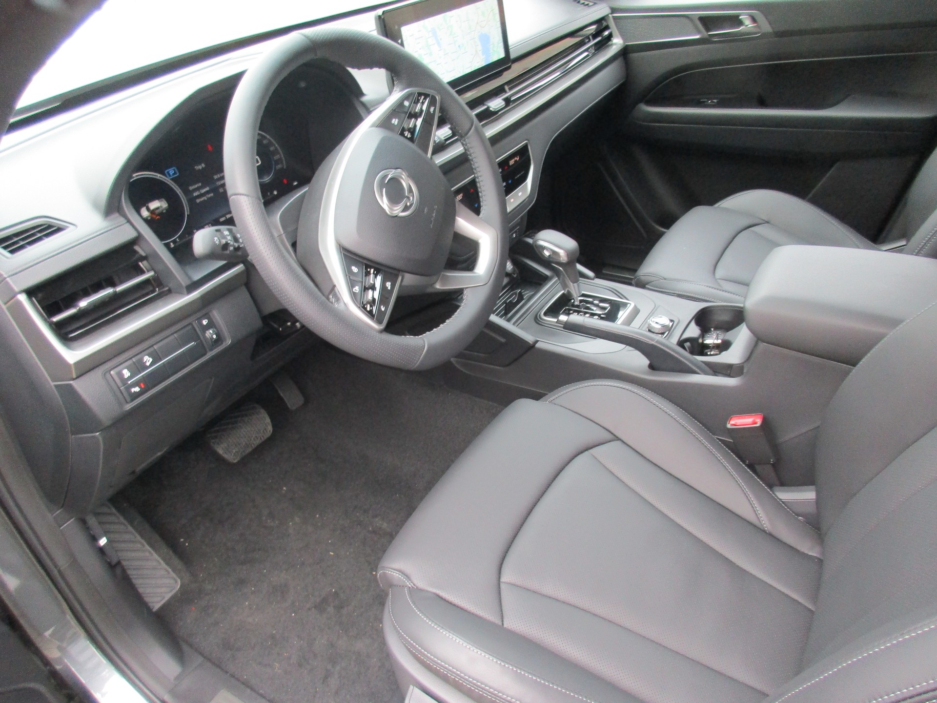 KGM-SsangYong Grand Musso 2.2 Titanium 4WD A-image-6