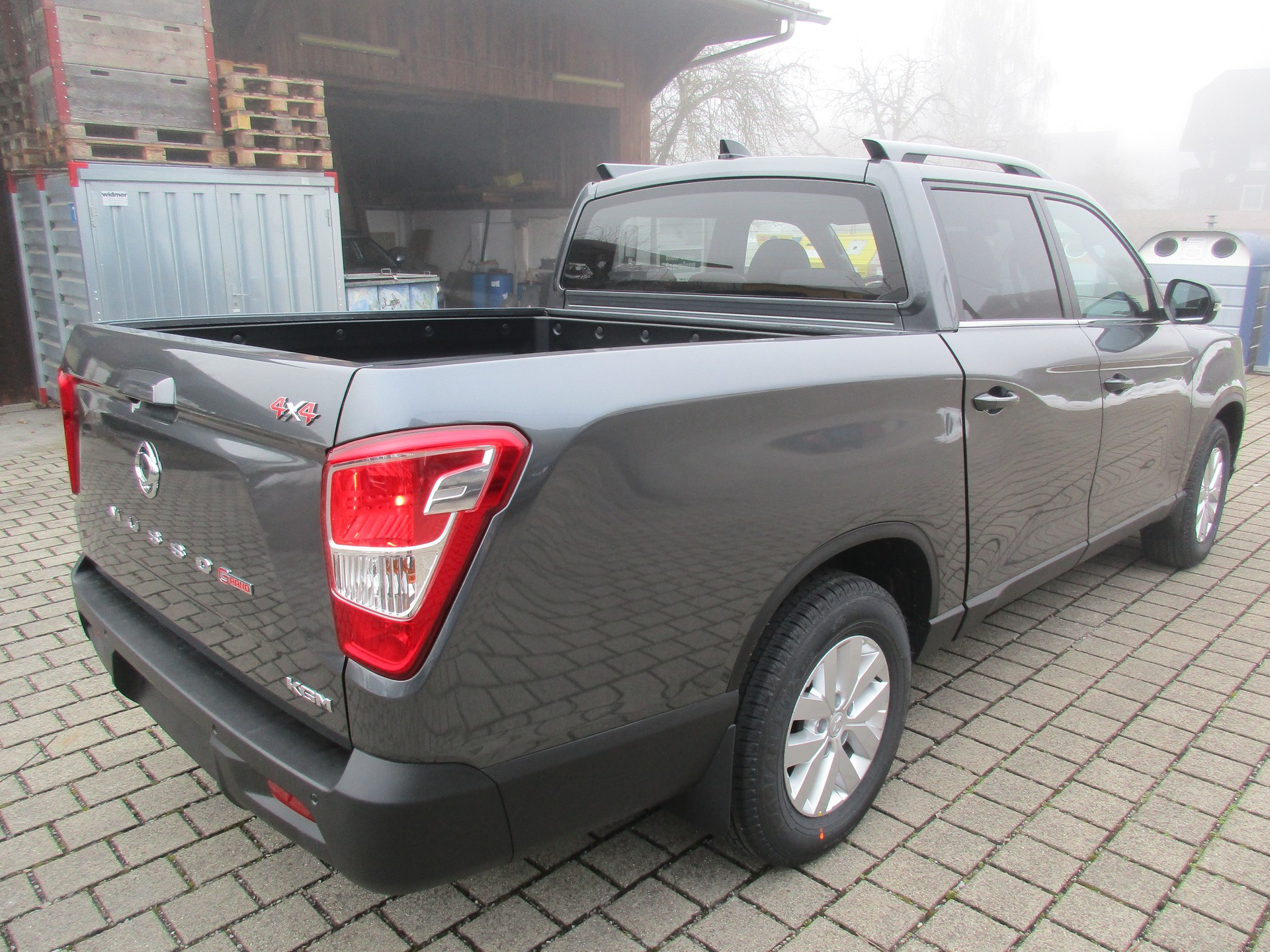 KGM-SsangYong Grand Musso 2.2 Titanium 4WD A-image-2