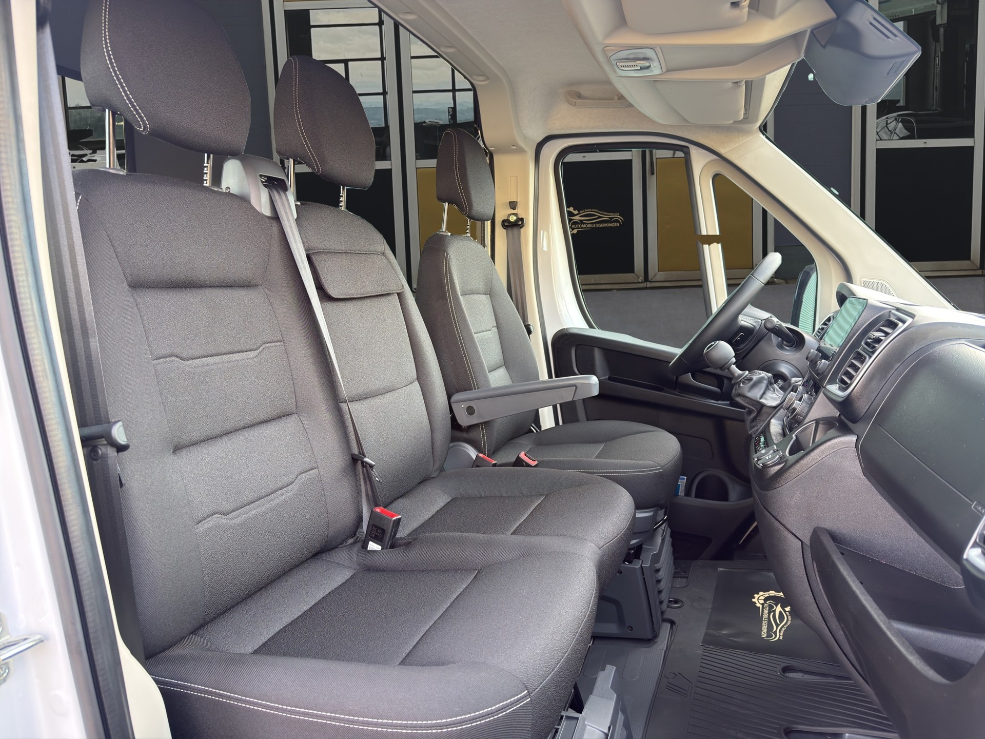 PEUGEOT Boxer Kaw. 435 L2H2 2.2 BlueHDi 140 S/S-image-9