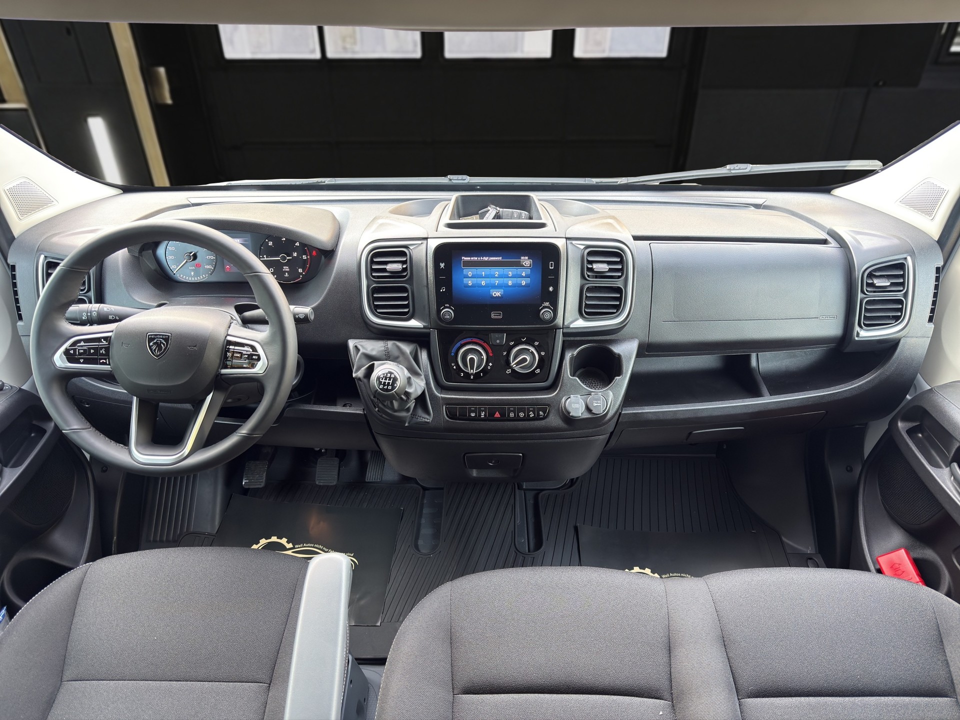 PEUGEOT Boxer Kaw. 435 L2H2 2.2 BlueHDi 140 S/S-image-10