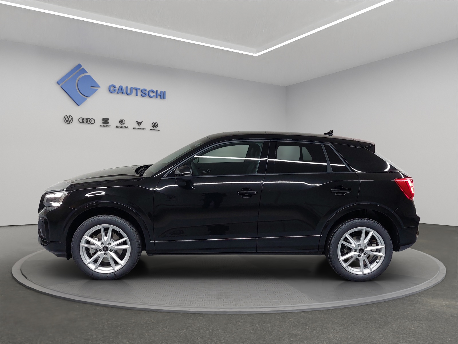 AUDI Q2 40 TFSI advanced Attraction quattro S-tronic-image-1