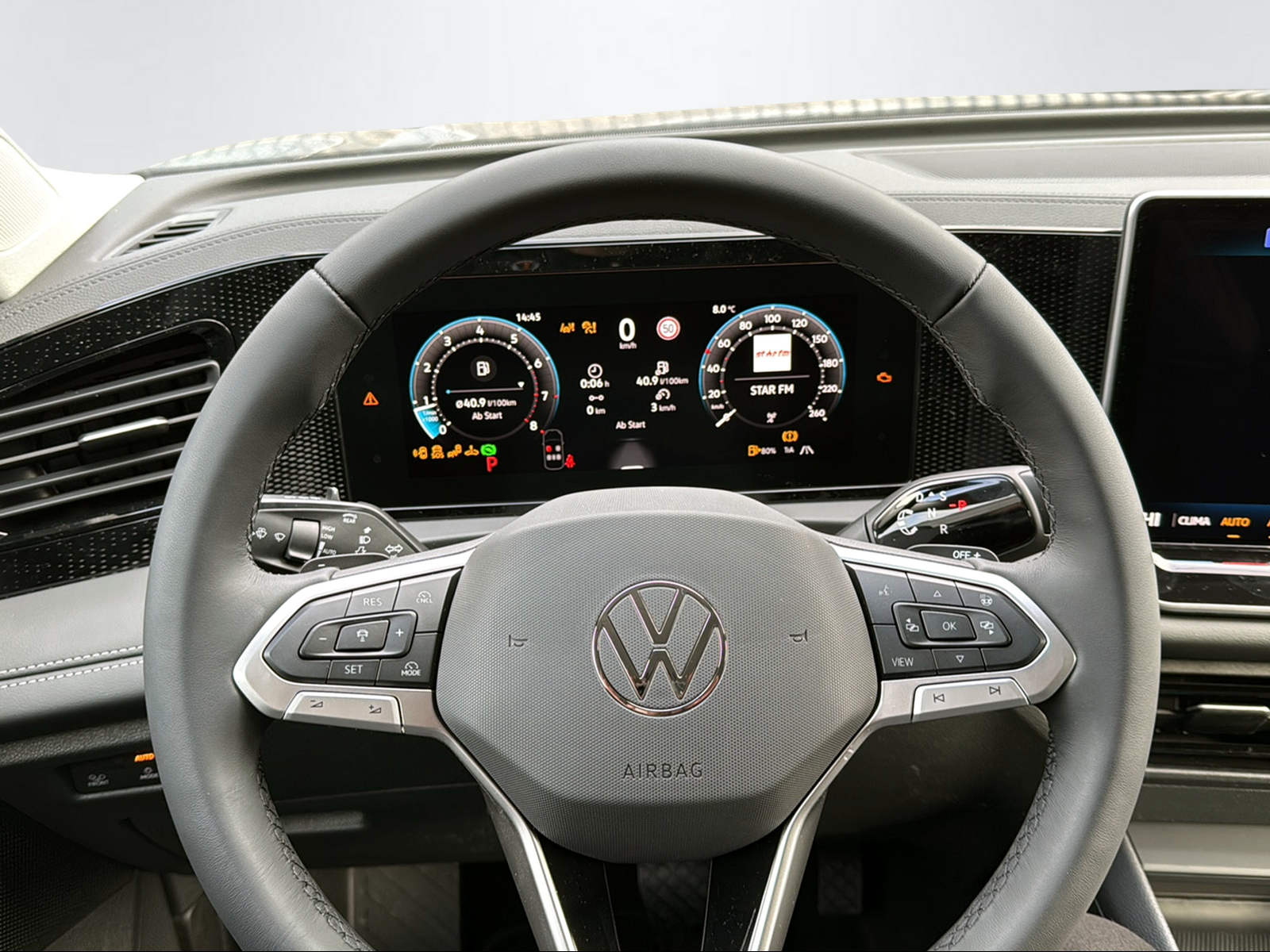 VW Tiguan 2.0 TSI Life United DSG 4motion-image-11