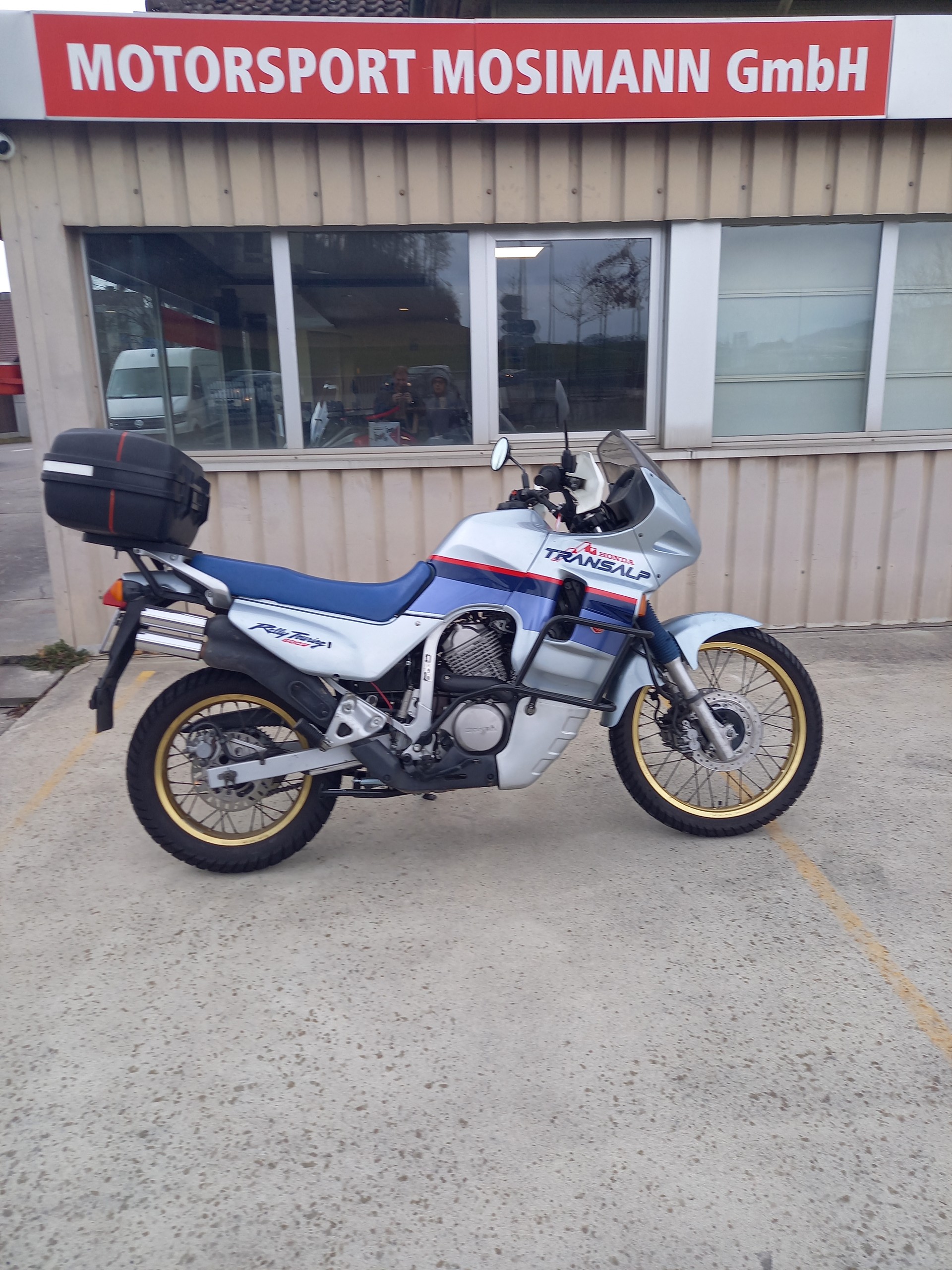 HONDA XL 600 V Transalp-image-3
