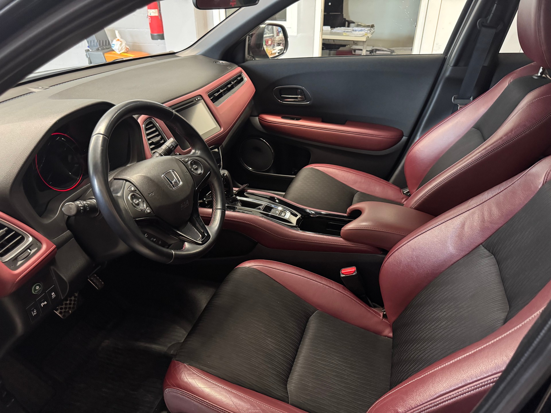 HONDA HR-V 1.5i-VTEC Turbo CVT-image-7