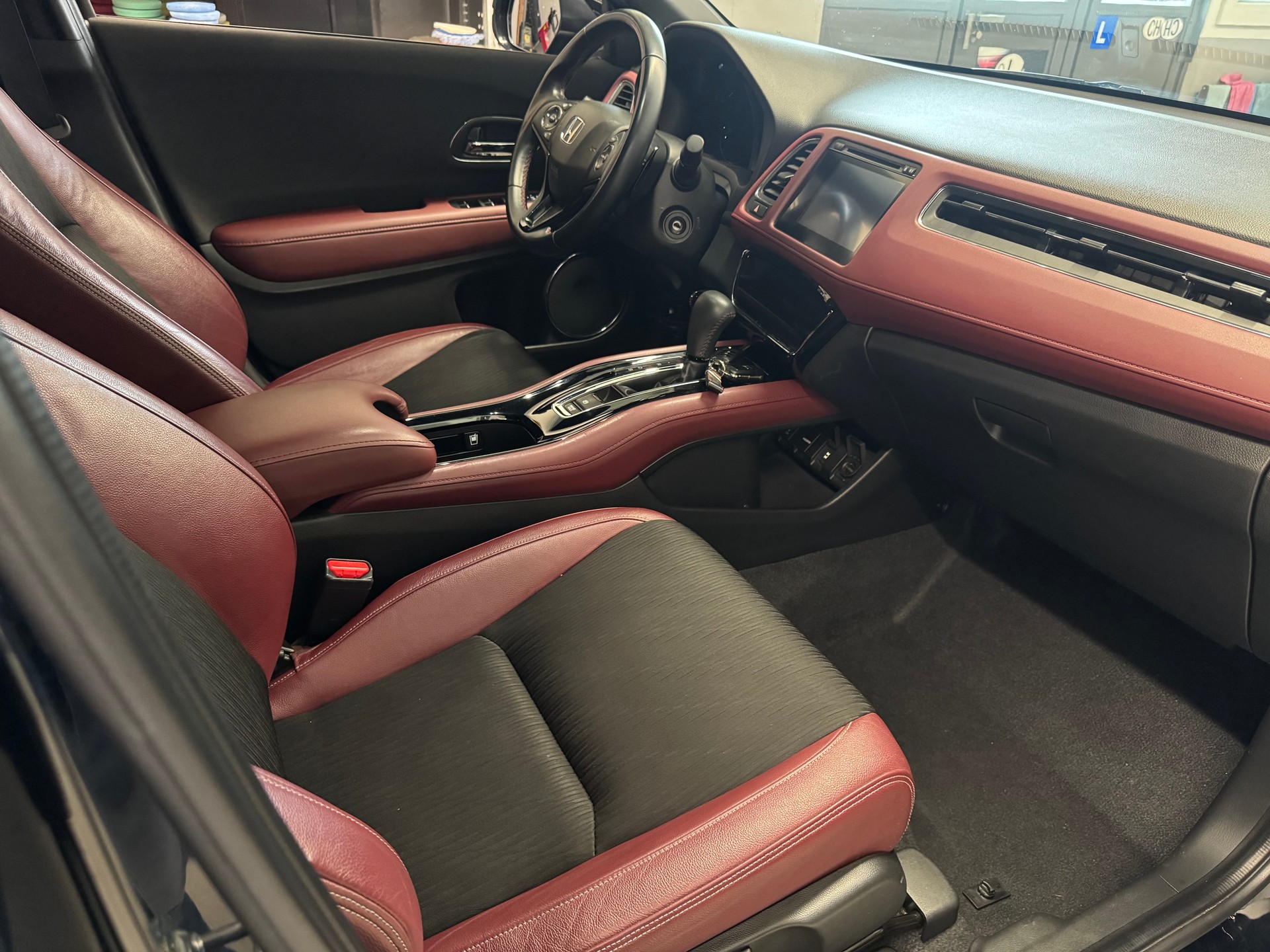 HONDA HR-V 1.5i-VTEC Turbo CVT-image-9