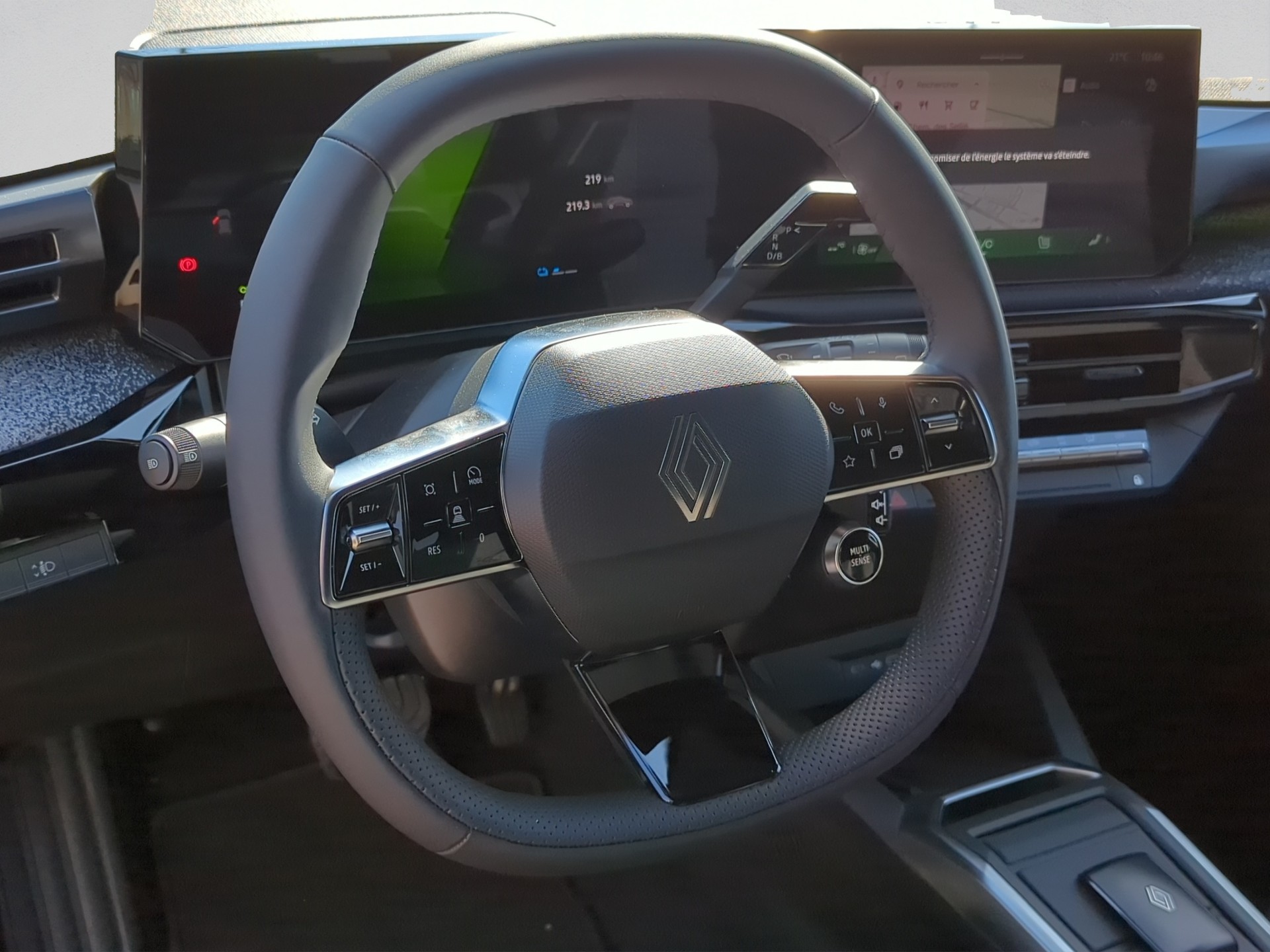 RENAULT Clio 1.8 E-Tech 160 Techno-image-14