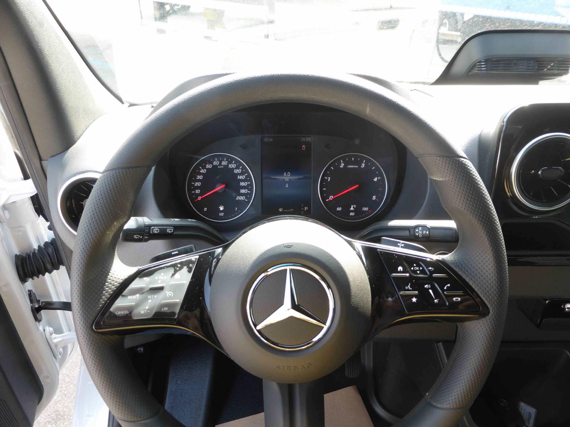 MERCEDES-BENZ Sprinter 315 Kaw. 4325 L 2.0 CDI 150 Pro-image-10