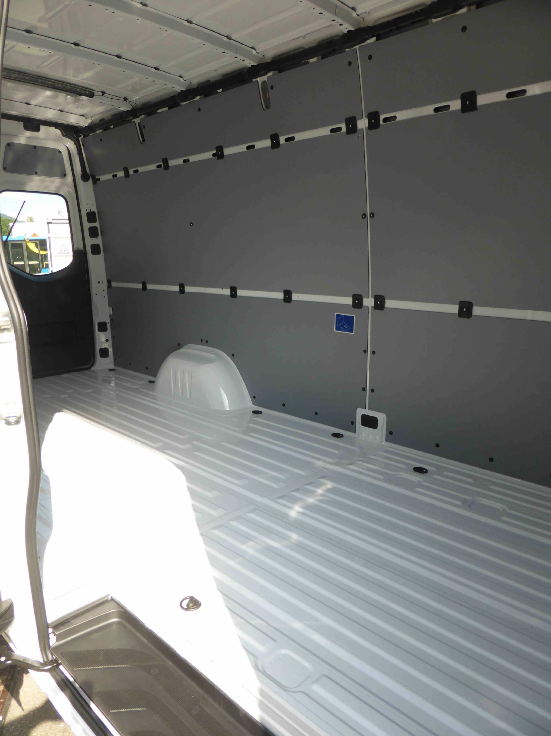 MERCEDES-BENZ Sprinter 315 Kaw. 4325 L 2.0 CDI 150 Pro-image-14
