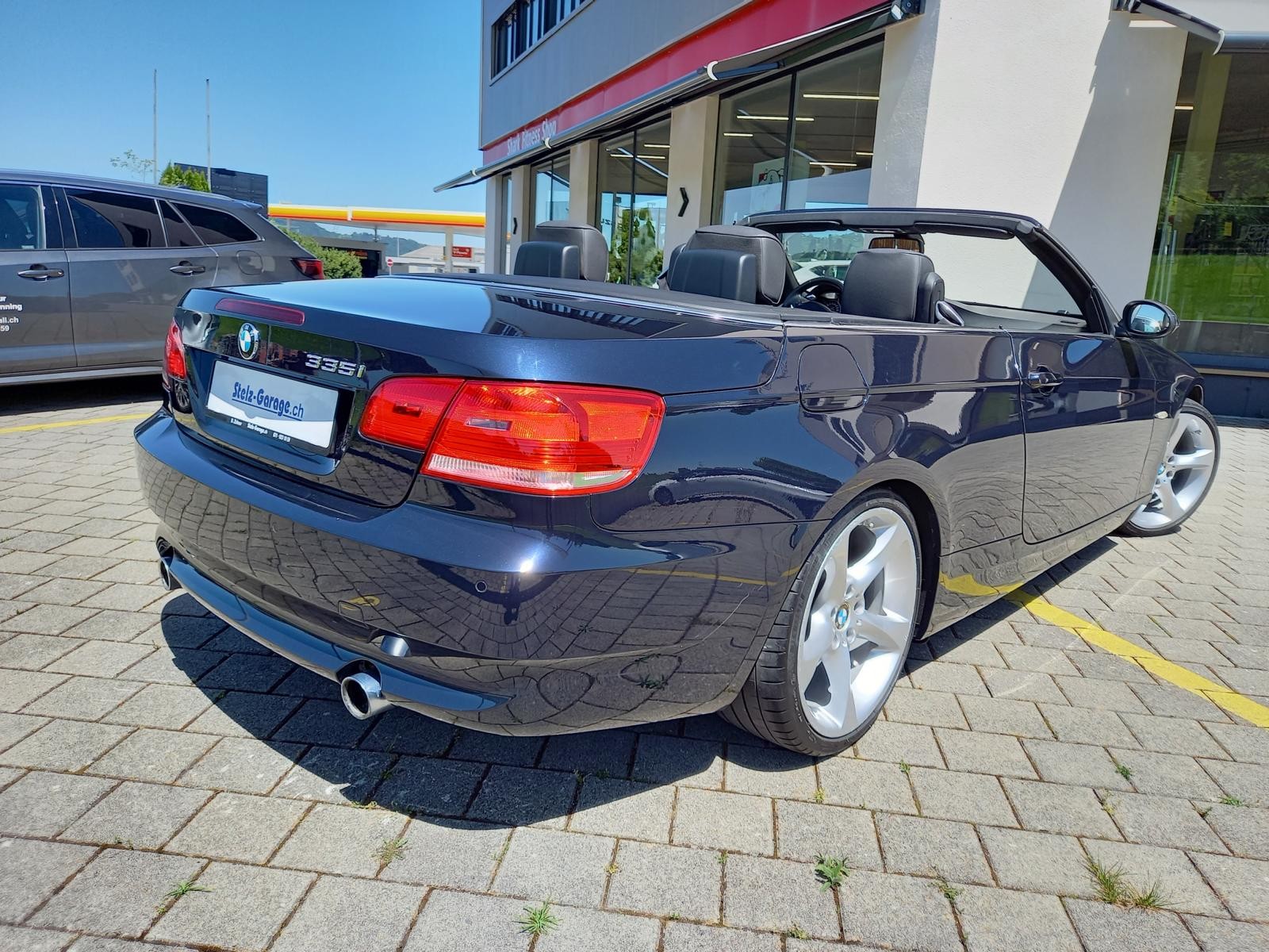 BMW 335i Cabriolet Steptronic-image-2