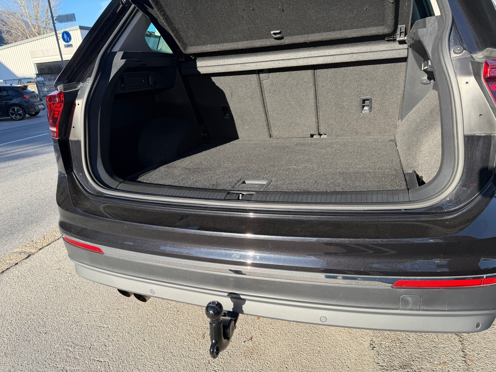VW Tiguan 2.0TSI Highline 4Motion DSG-image-24