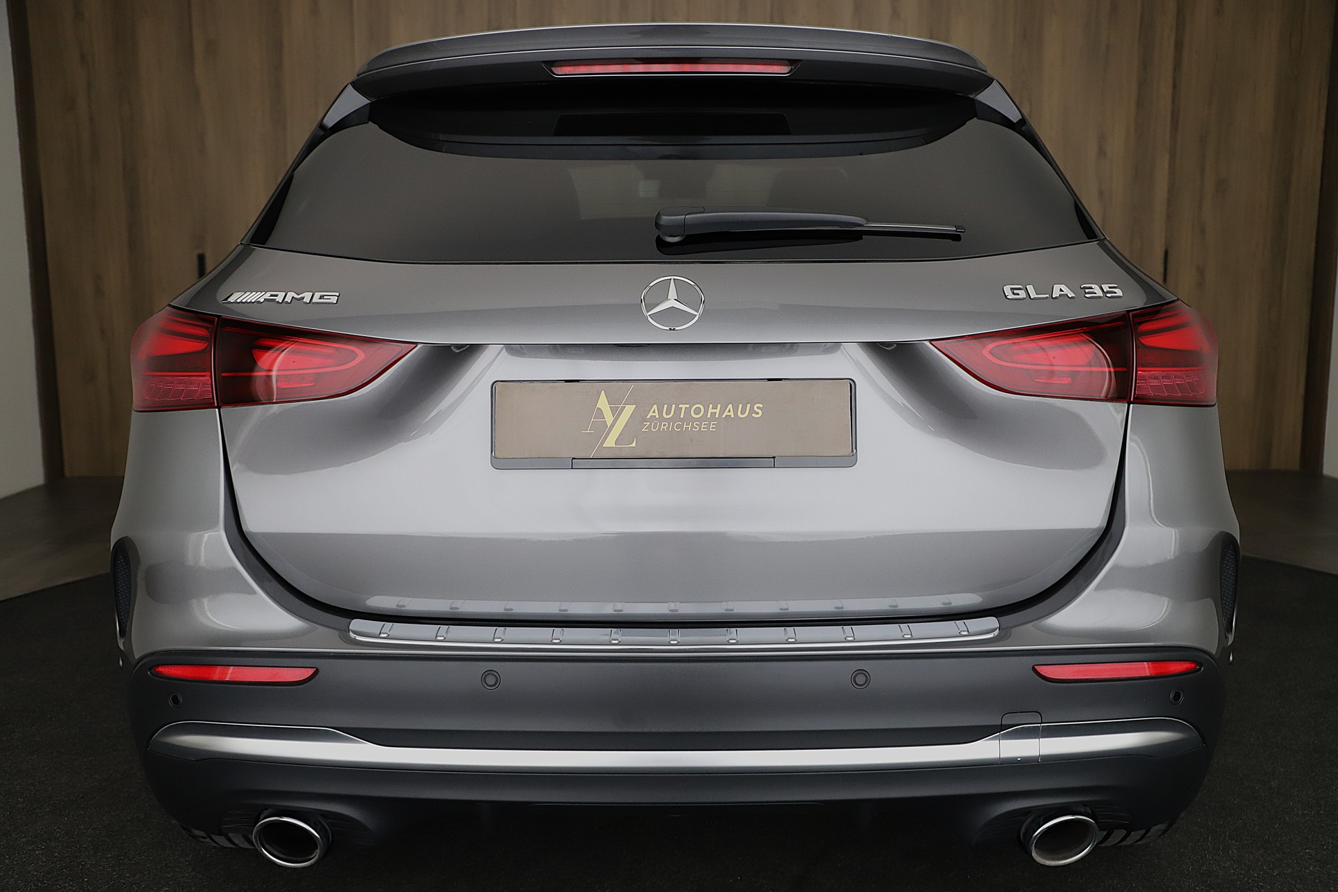 MERCEDES-BENZ GLA AMG 35 4Matic 8G-DCT Advance Plus und Night Paket-image-3