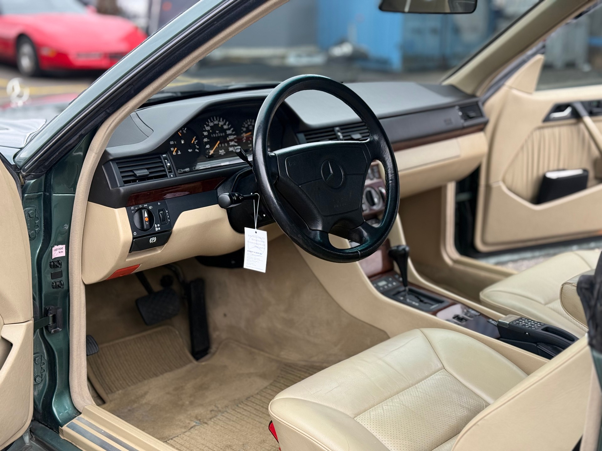 MERCEDES-BENZ 300 CE-24 Veteranenfahrzeug-image-6