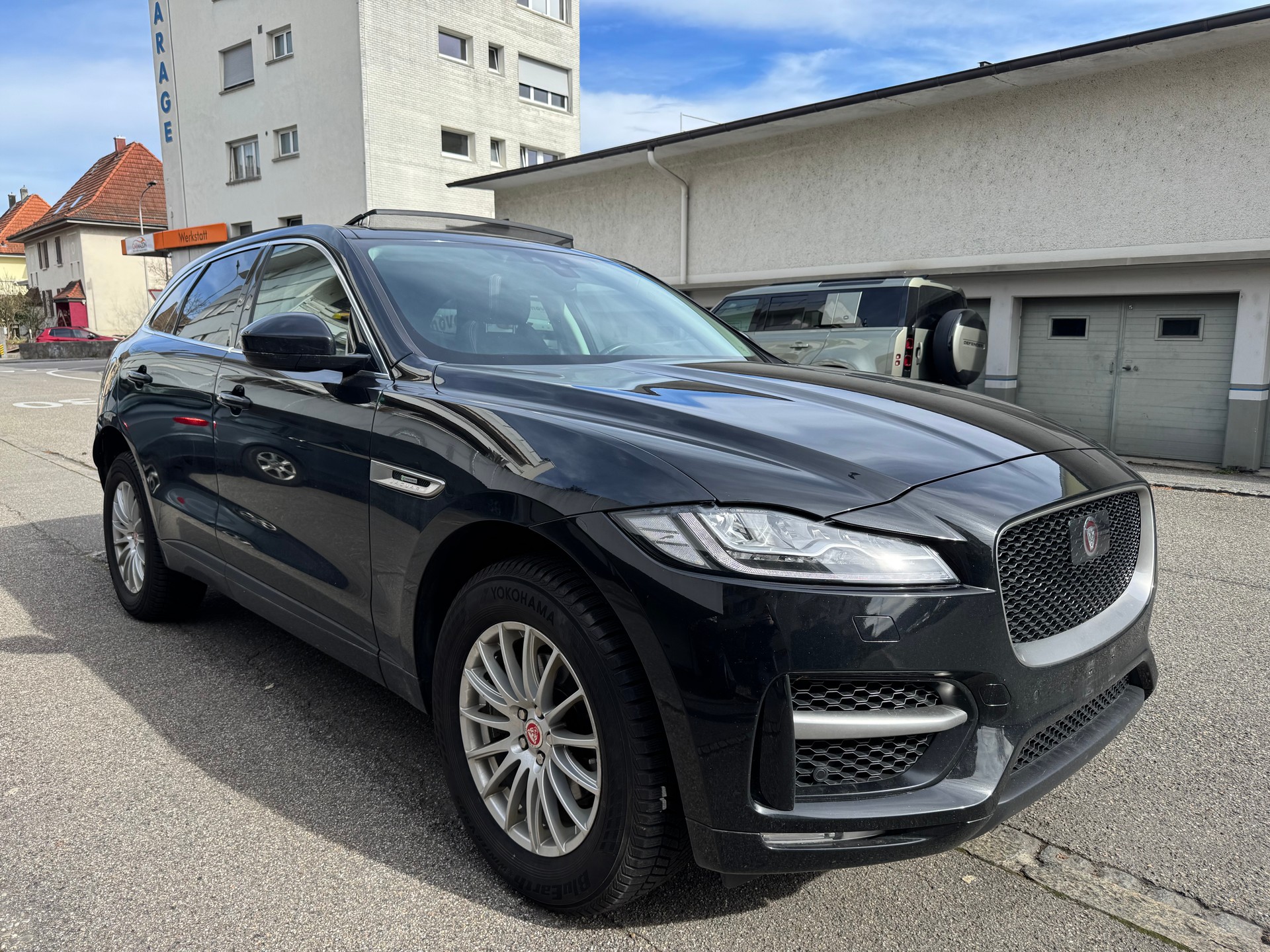 JAGUAR F-Pace 25t 2.0 R-Sport AWD Automatik