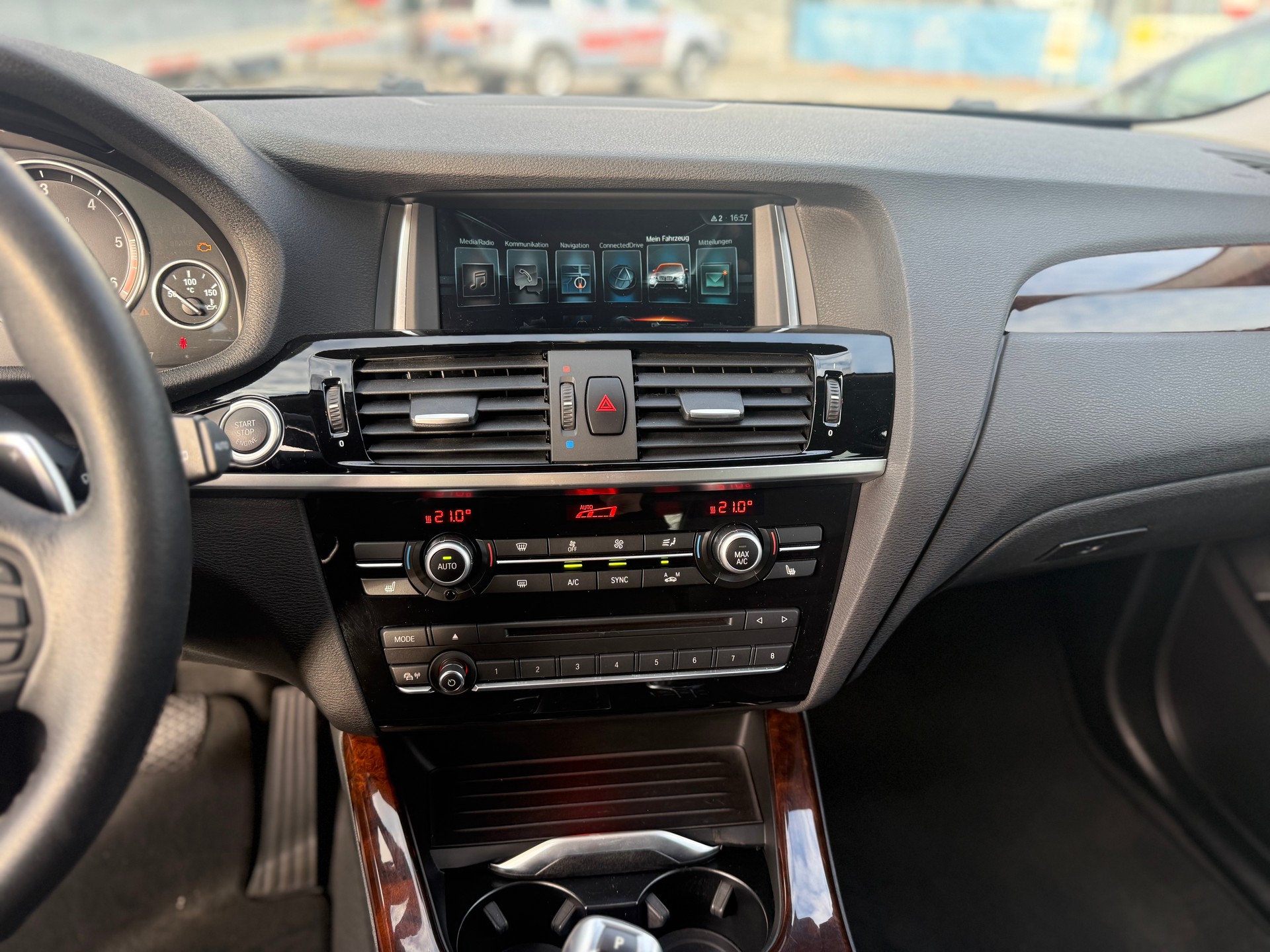BMW X3 xDrive 20d xLine Steptronic-image-12