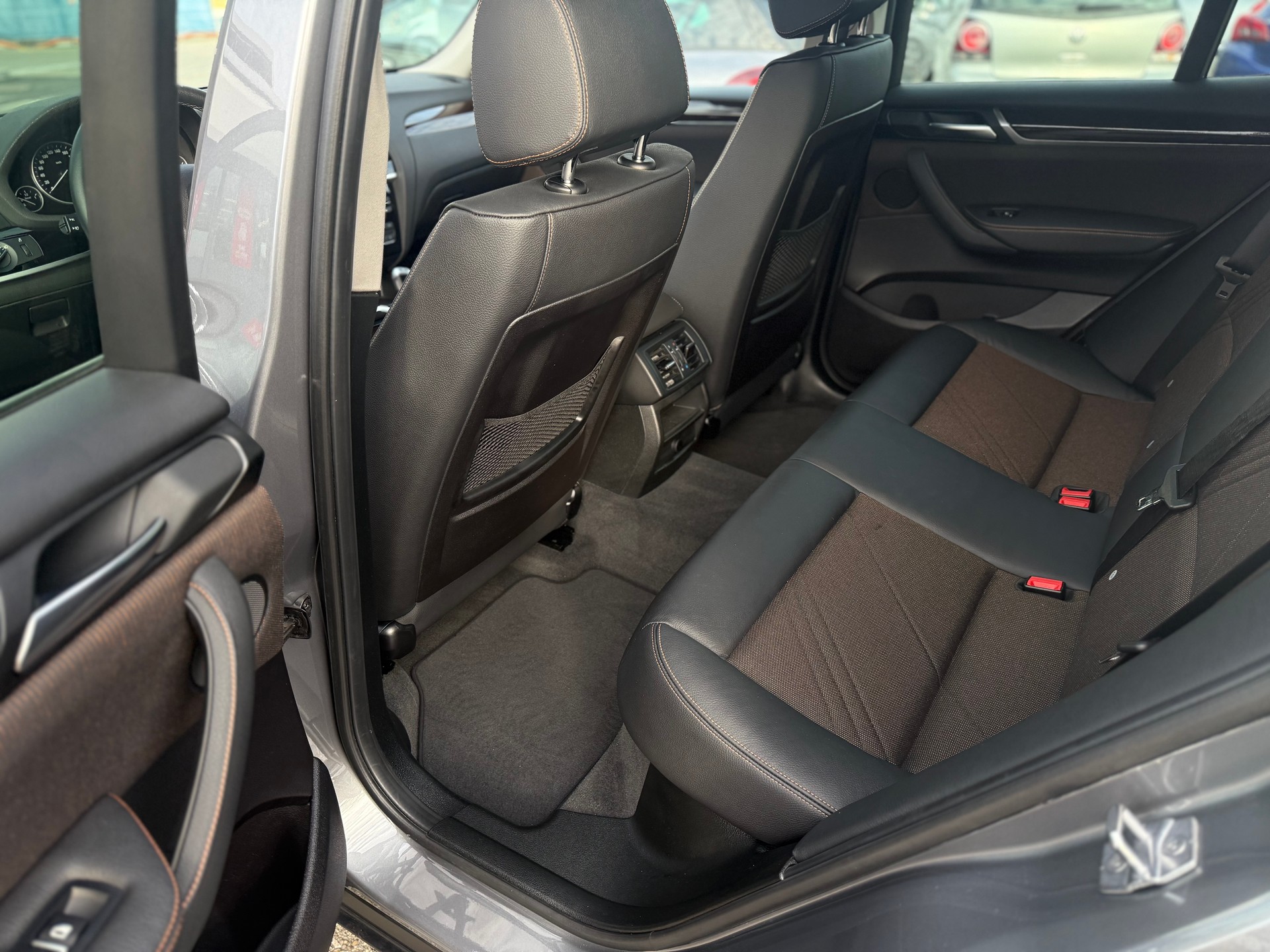BMW X3 xDrive 20d xLine Steptronic-image-10