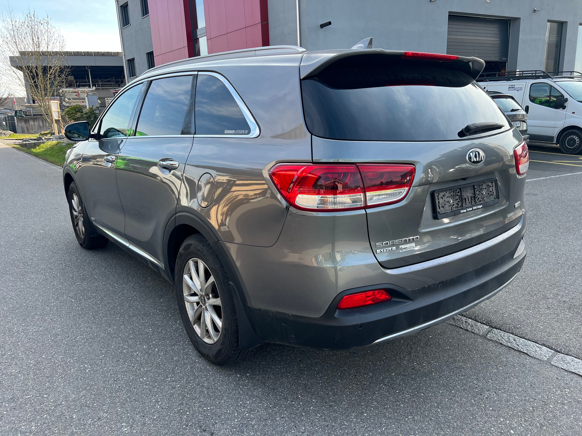KIA Sorento 2.2 CRDI Style 7P. Automatic-image-6