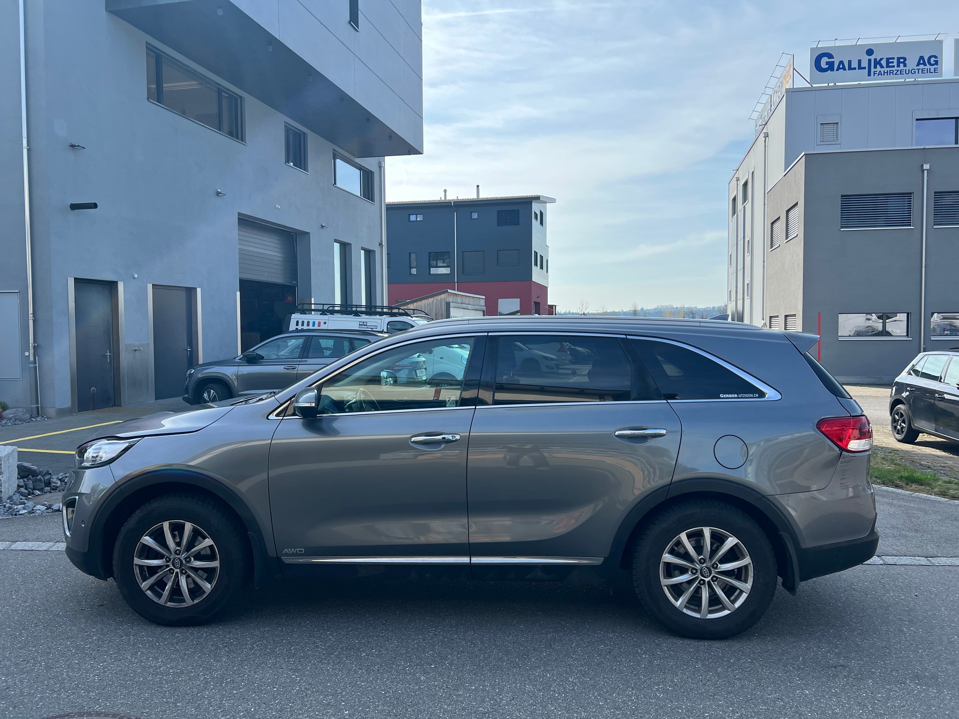 KIA Sorento 2.2 CRDI Style 7P. Automatic-image-7
