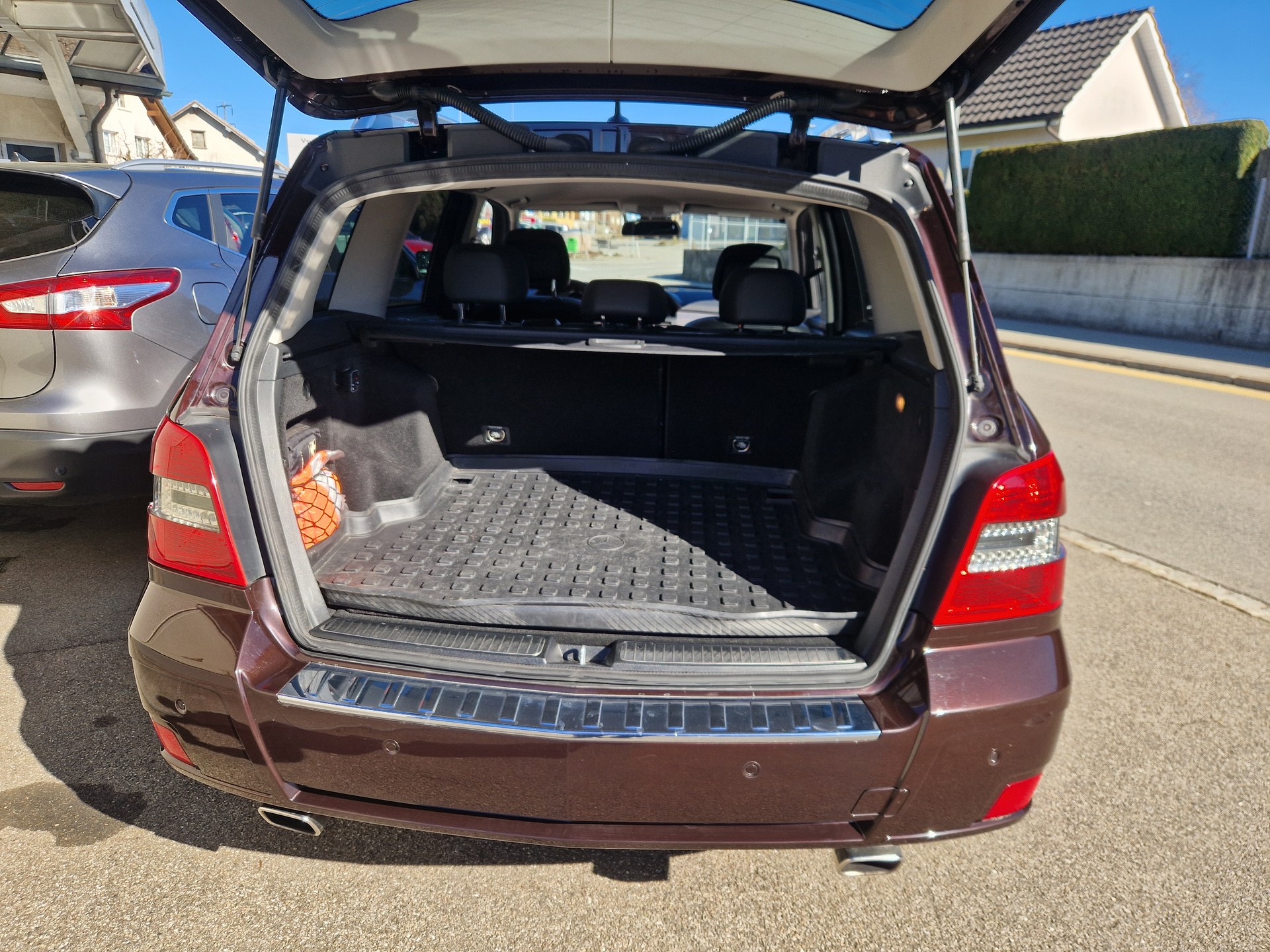MERCEDES-BENZ GLK 220 CDI BlueEfficiency 4Matic 7G-Tronic-image-4