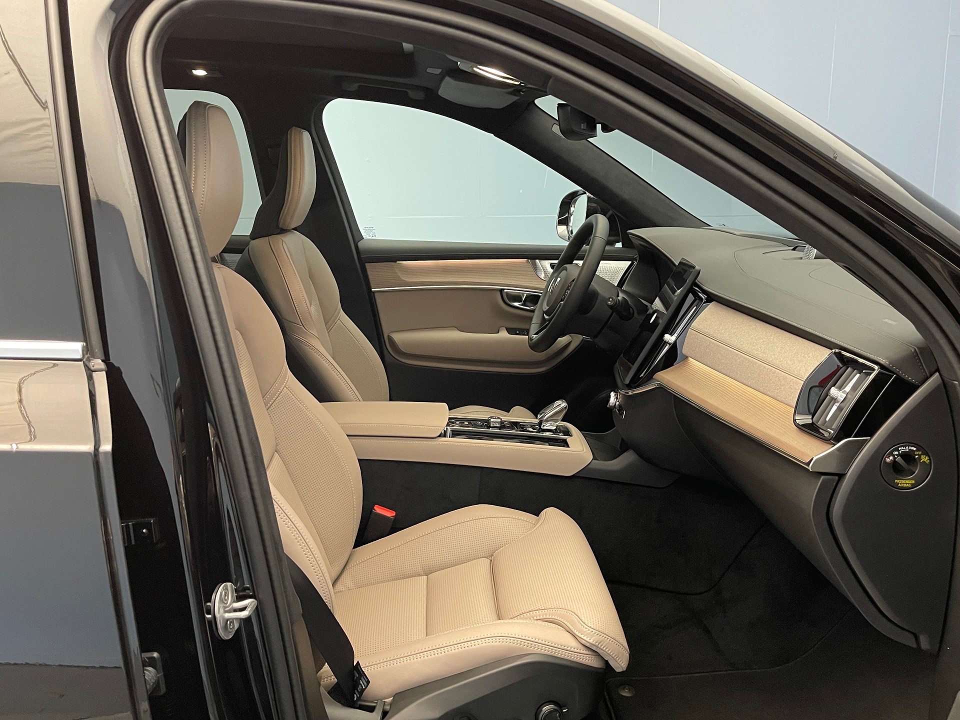 VOLVO XC90 2.0 T8 TE XCLUSIVE Edition Bright eAWD-image-9
